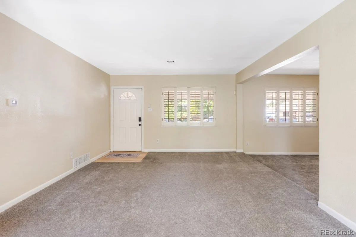 956 Racine Street Aurora CO 80011 MLS #REC4405278 06112026174549 1200 7