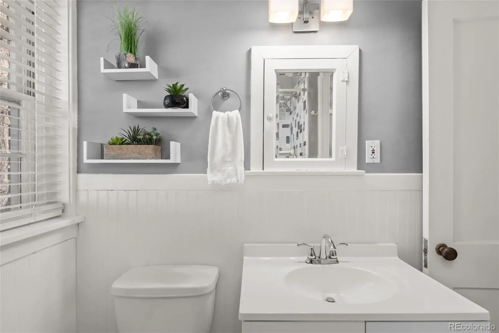 03192026221422 1600 22