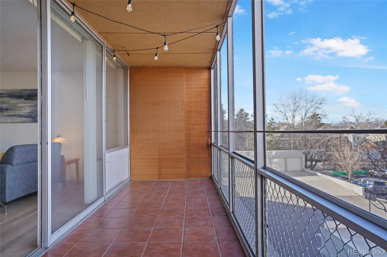 02052026220408 1600 11