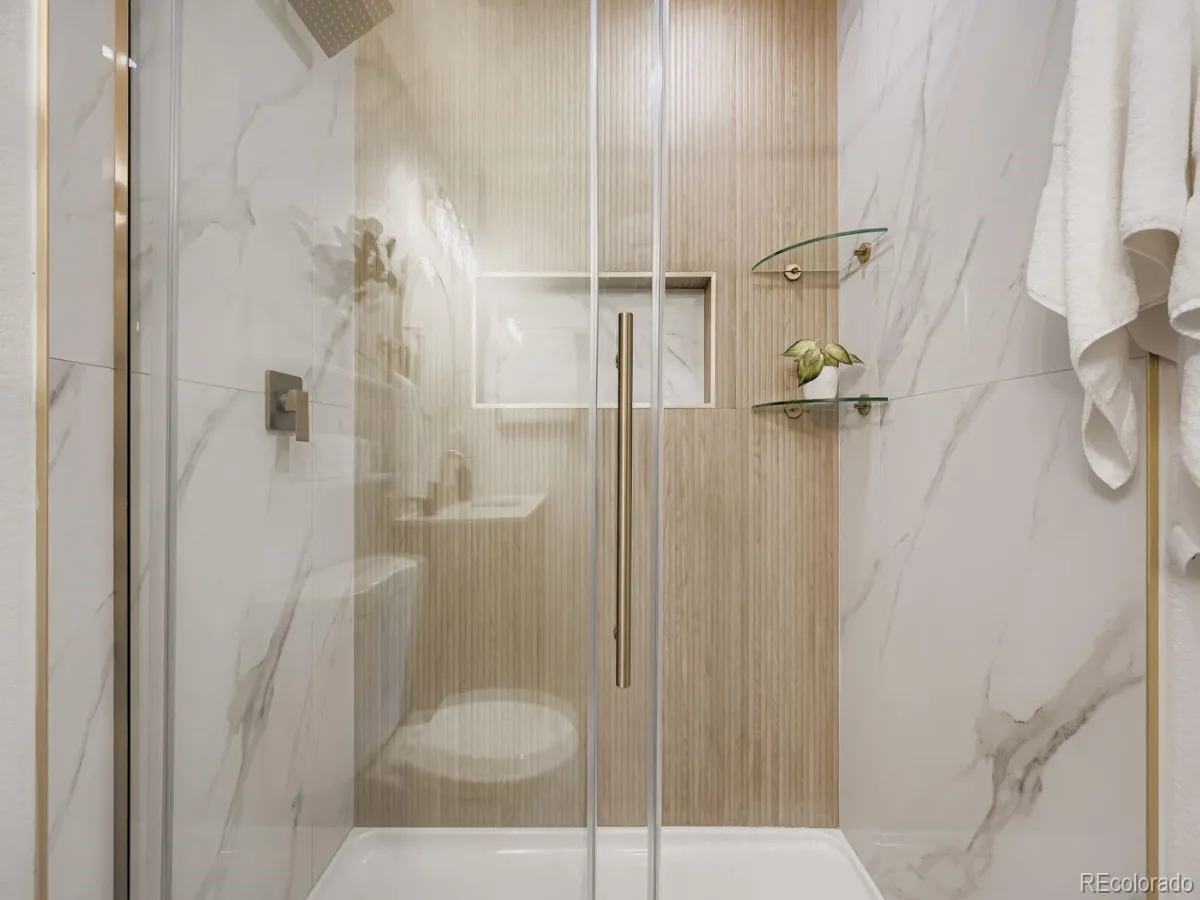 04082026003546 1200 11