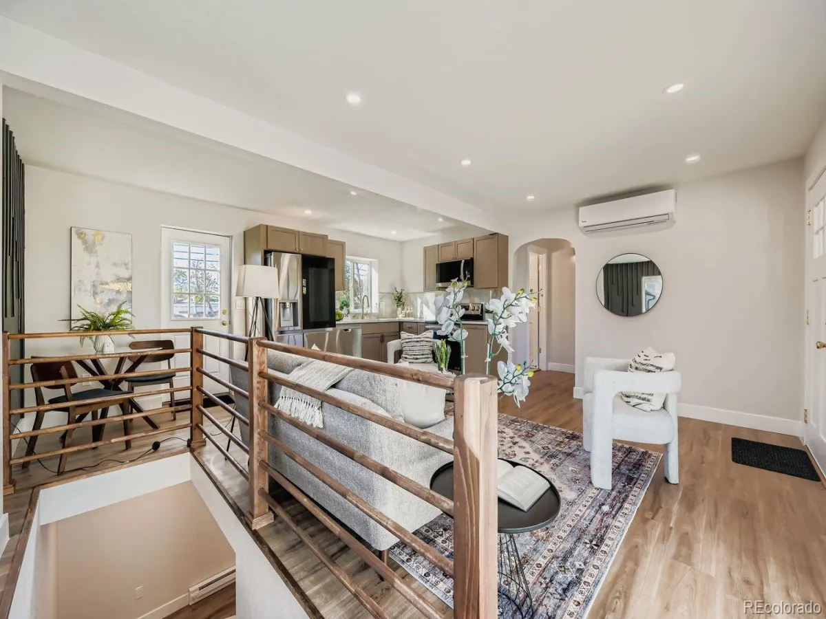 04082026003546 1200 3