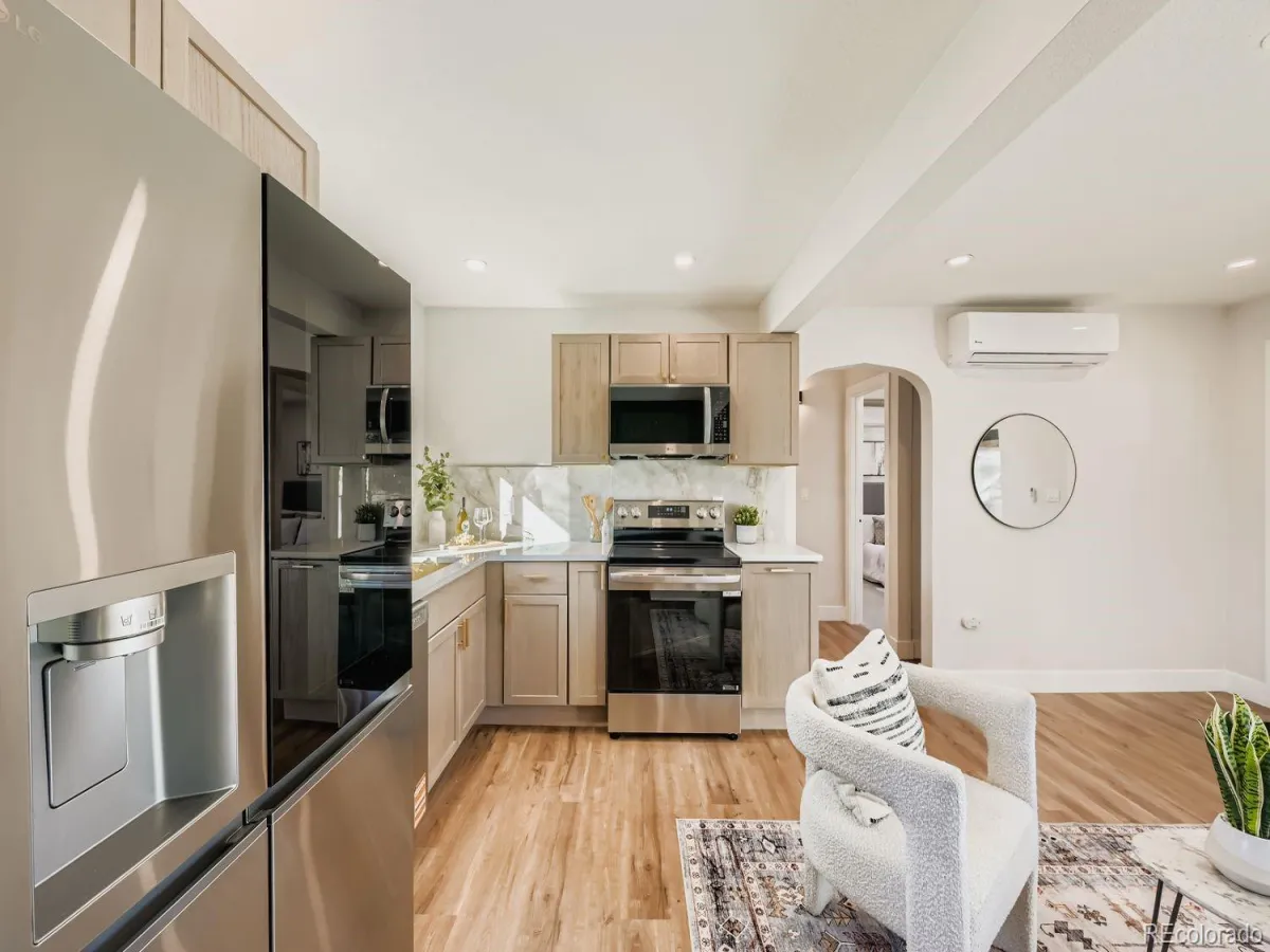 04082026003546 1200 6