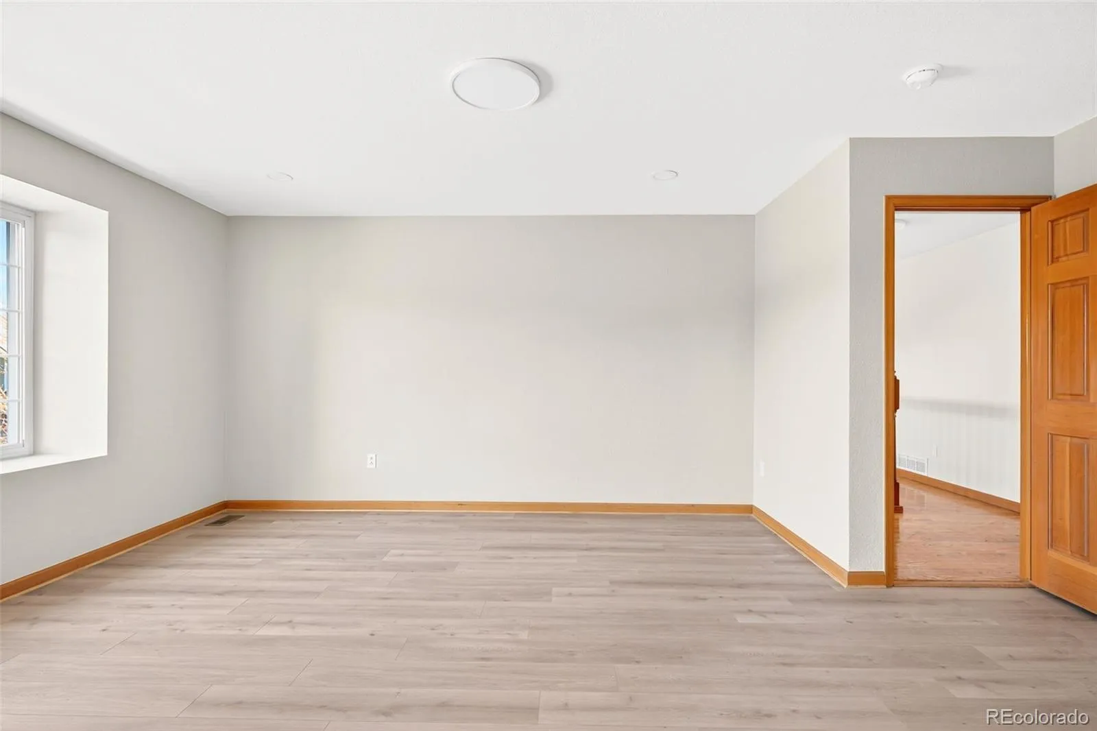 04092026182302 1600 14