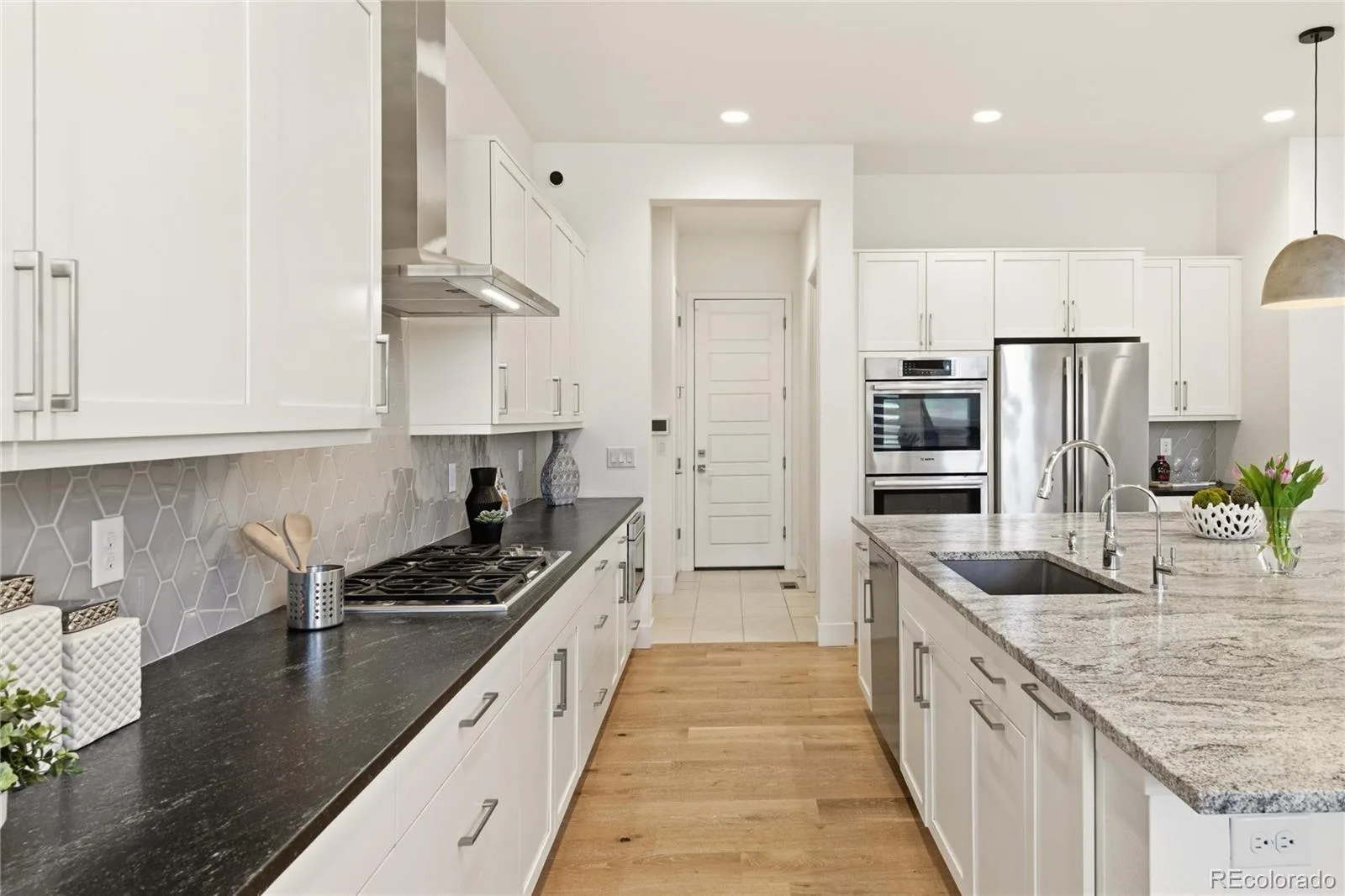 6121 Chester Street Denver CO 80238 | MLS #REC4421217 08012026144825 1600 8
