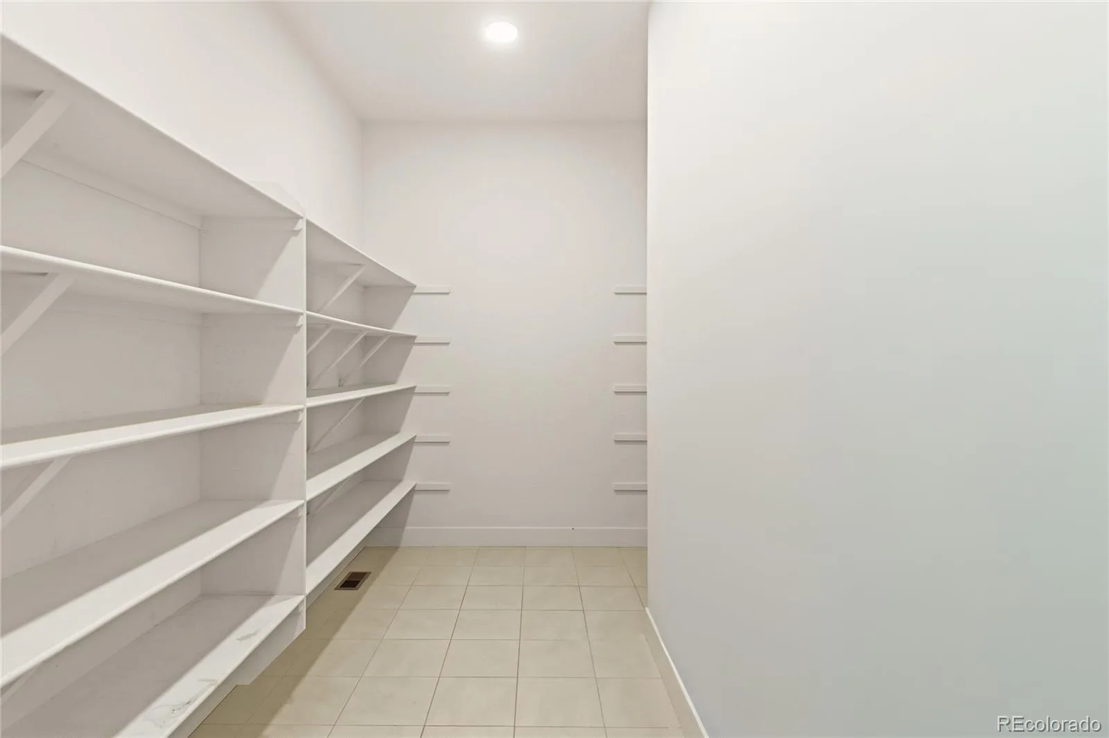 6121 Chester Street Denver CO 80238 | MLS #REC4421217 08012026144825 1600 9