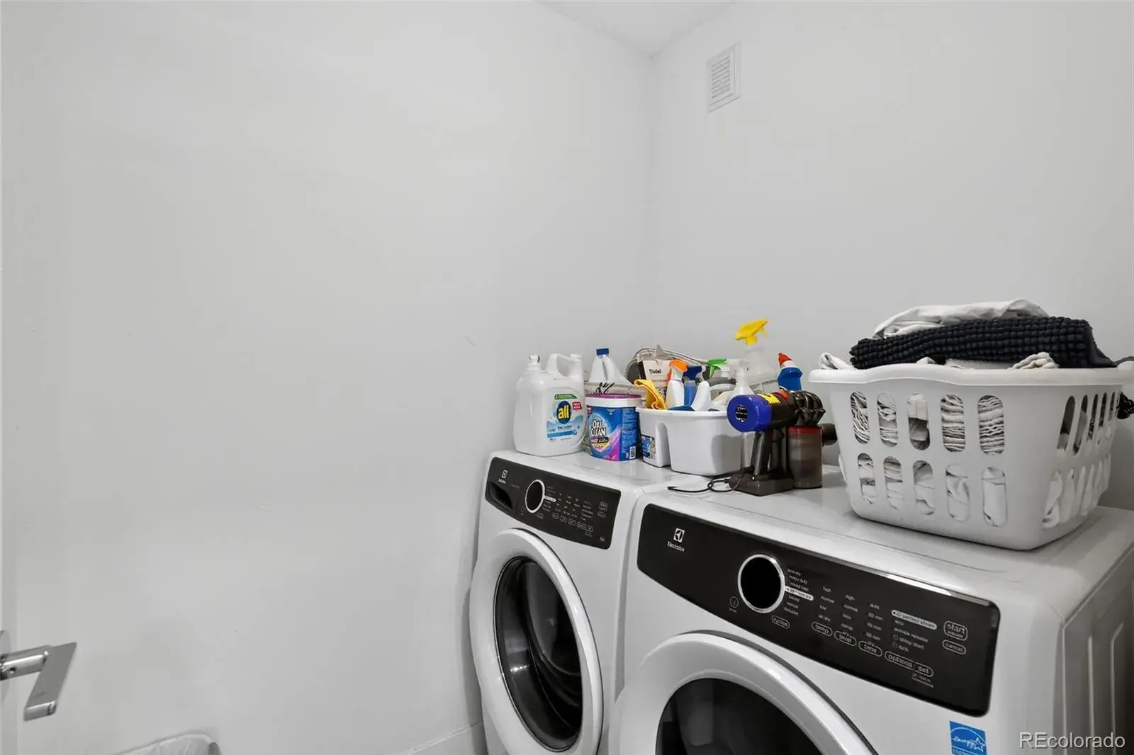 02112026212626 1600 22