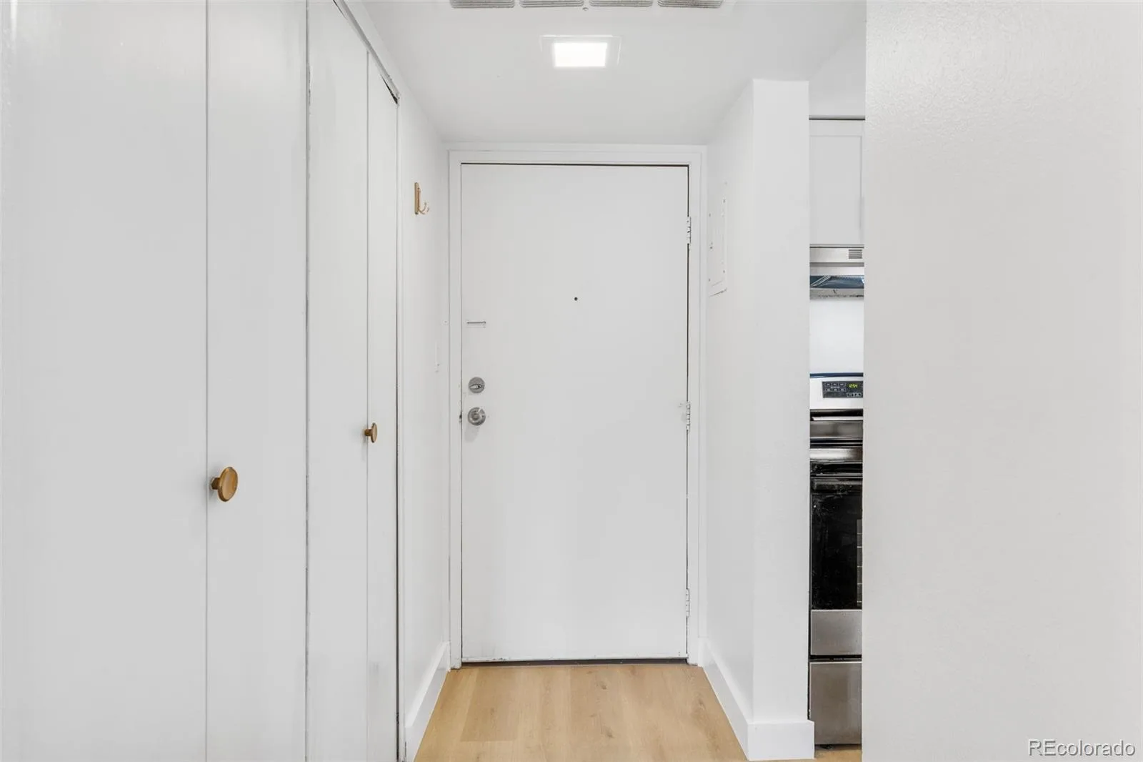 7755 E Quincy Avenue #303A5 Denver CO 80237 MLS #REC4421615 06042026141133 1600 2
