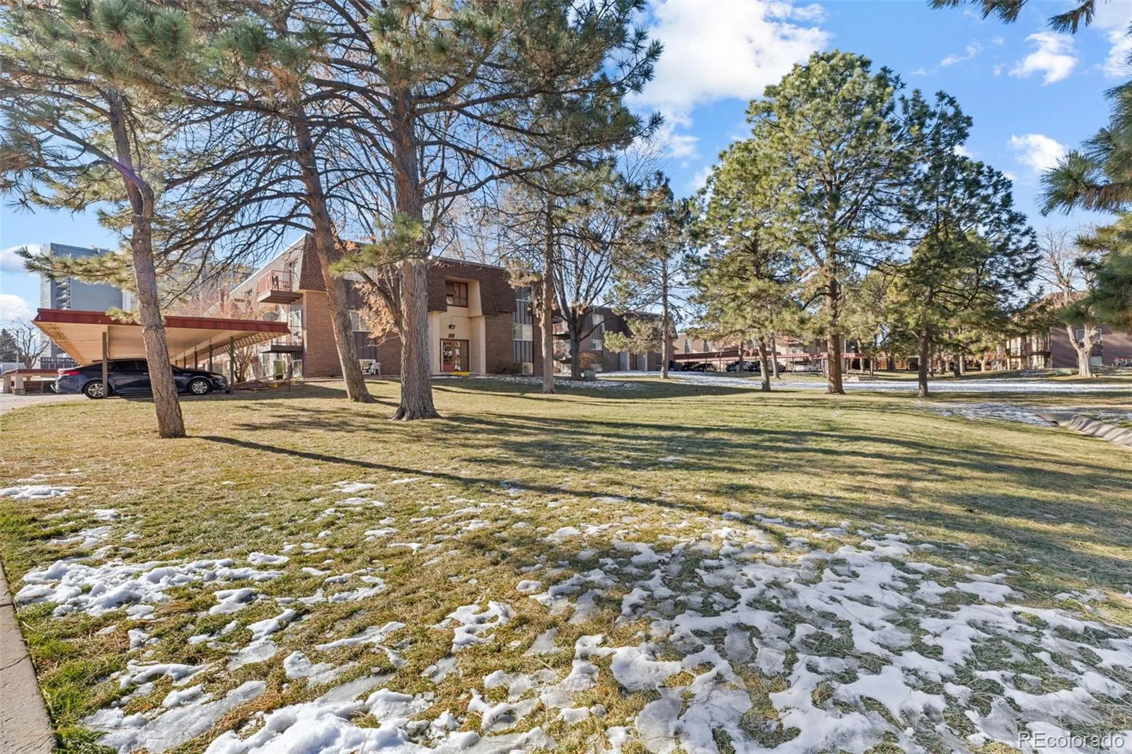 7755 E Quincy Avenue #303A5 Denver CO 80237 MLS #REC4421615 06042026141133 1600 28