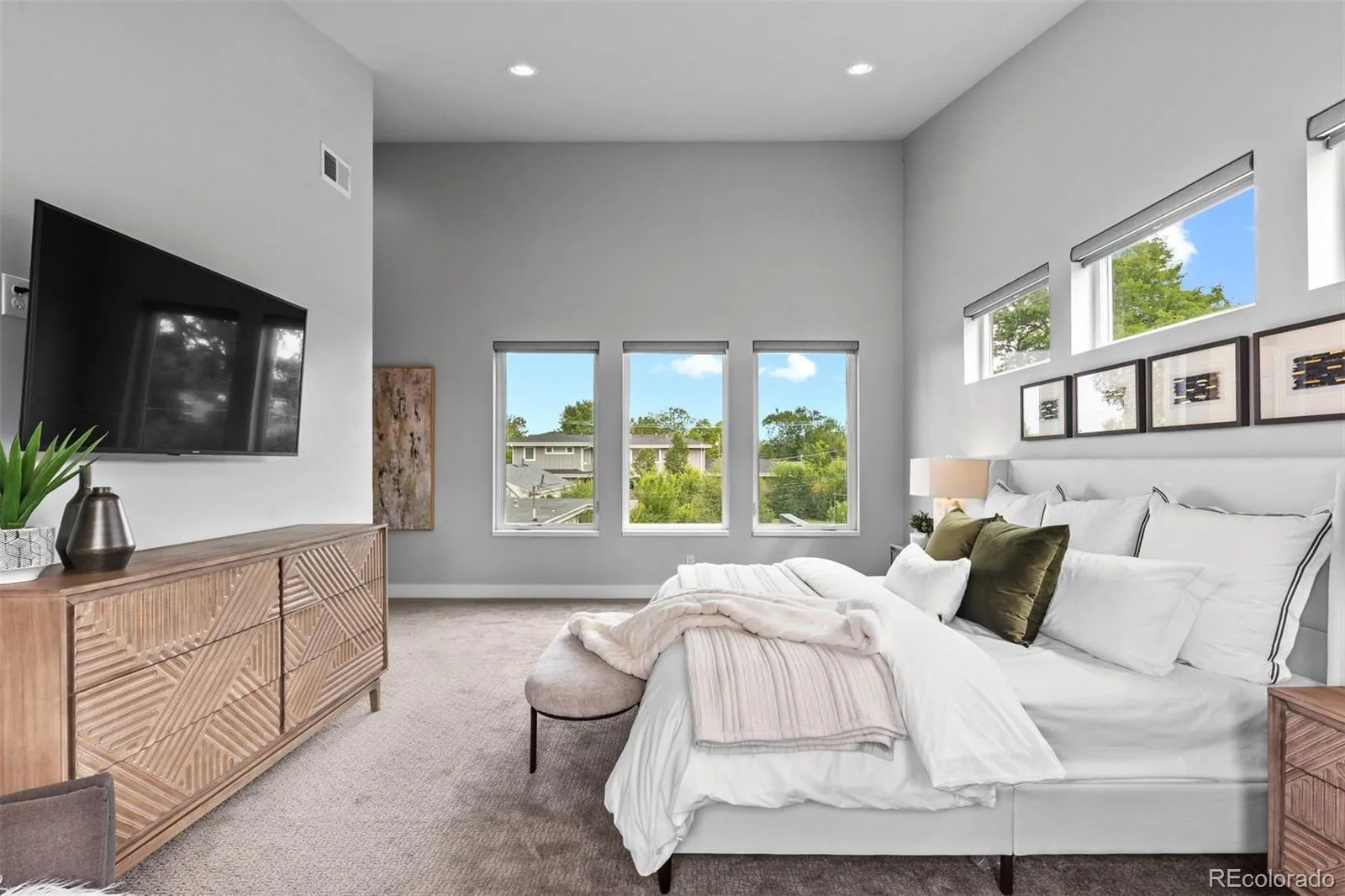 3083 S Cherry Way Denver CO 80222 | MLS #REC4421912 09222026142758 1600 29