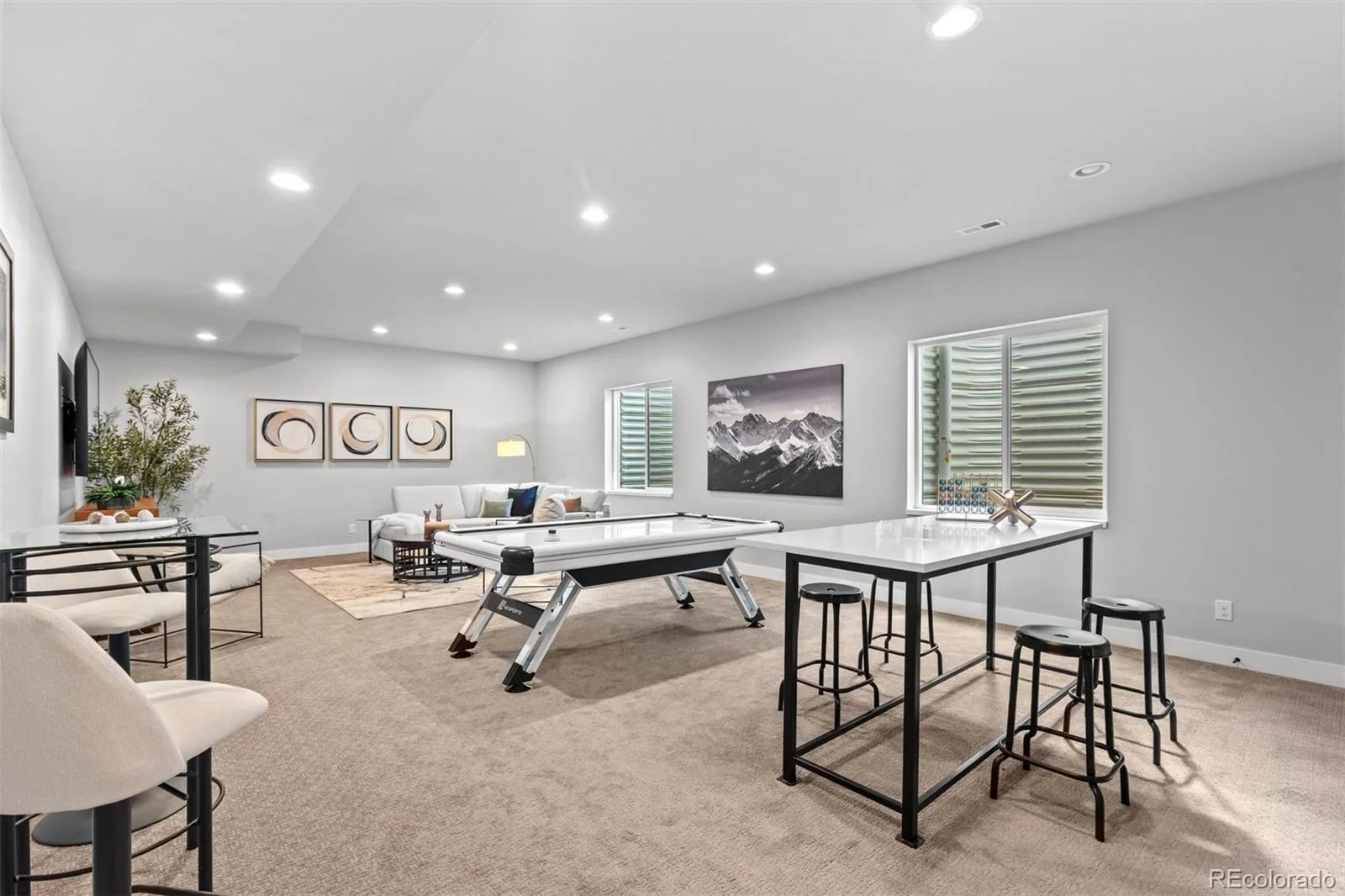 3083 S Cherry Way Denver CO 80222 | MLS #REC4421912 09222026142758 1600 35