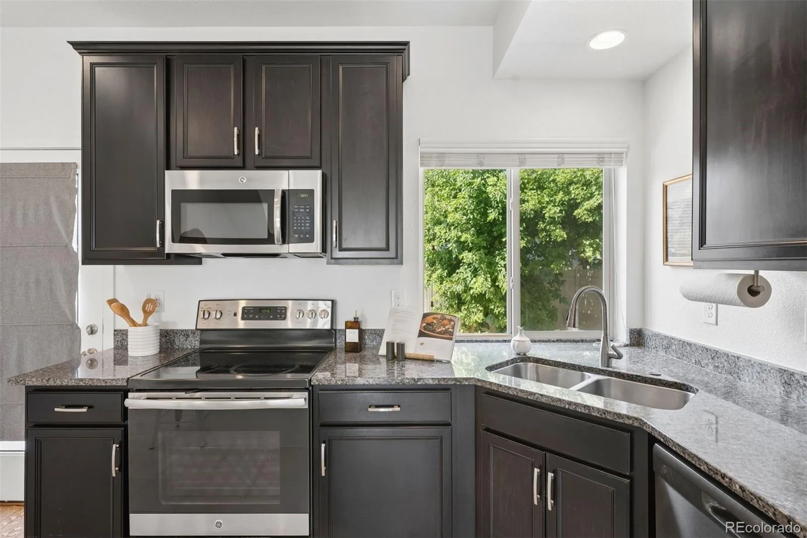 4876 Halifax Court Denver CO 80249 | MLS #REC4423388 08122026220009 1600 12