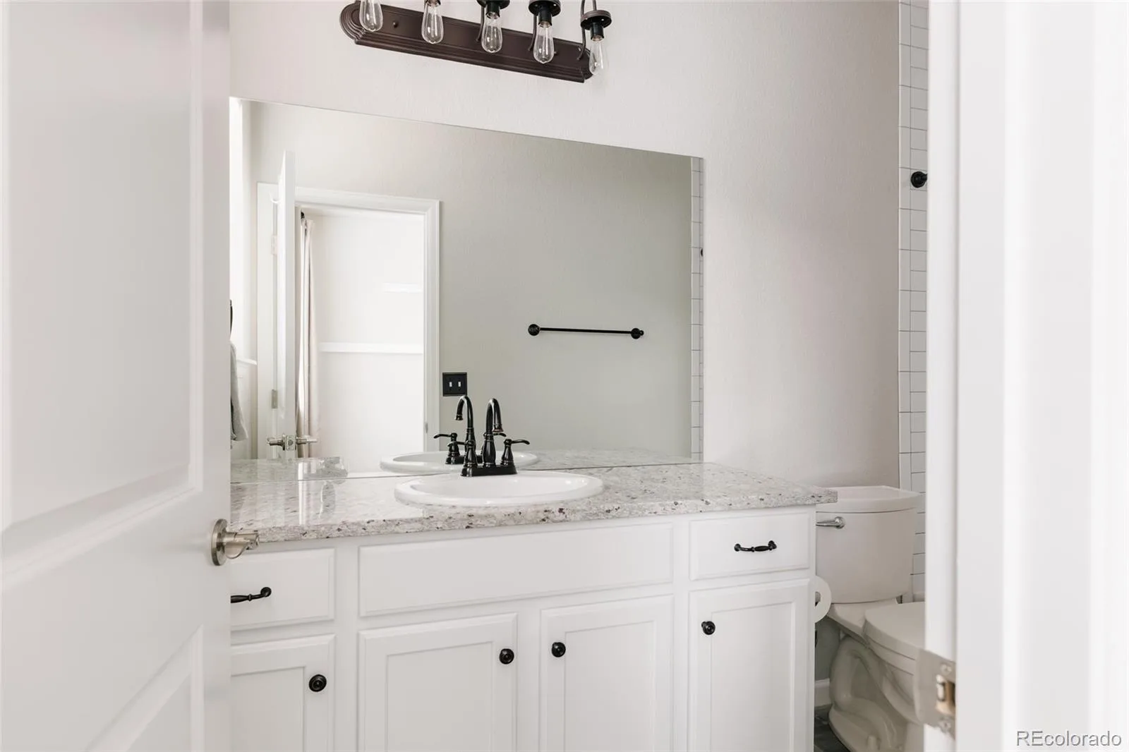 4260 E Warren Avenue #2 Denver CO 80222 | MLS #REC4424981 08142026005137 1600 44