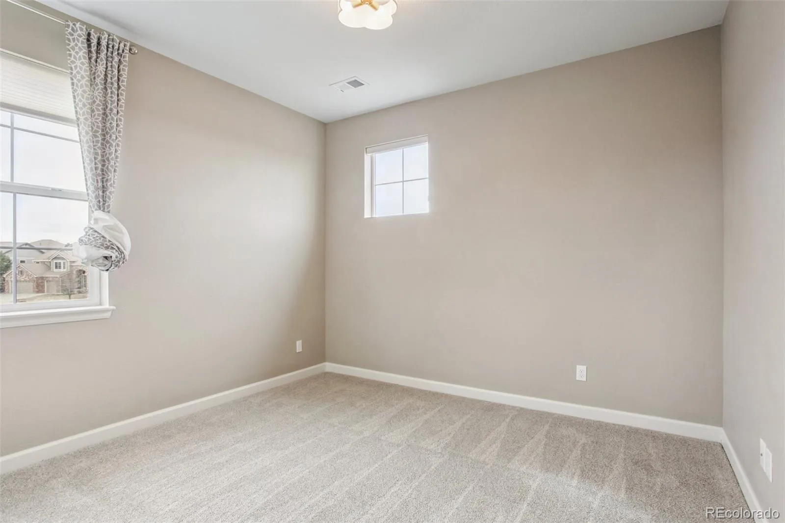 10532 Lexington Lane Parker CO 80134 MLS #REC4427342 05252026175059 1600 33