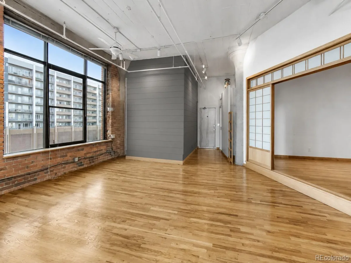 2000 Arapahoe Street #402 Denver CO 80205 | MLS #REC4427739 09292026235227 1200 6