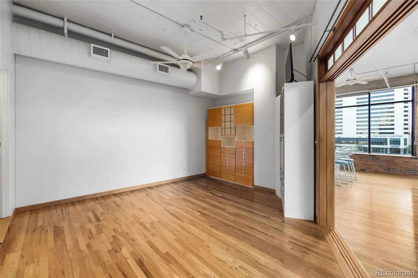 2000 Arapahoe Street #402 Denver CO 80205 | MLS #REC4427739 09292026235227 1600 14