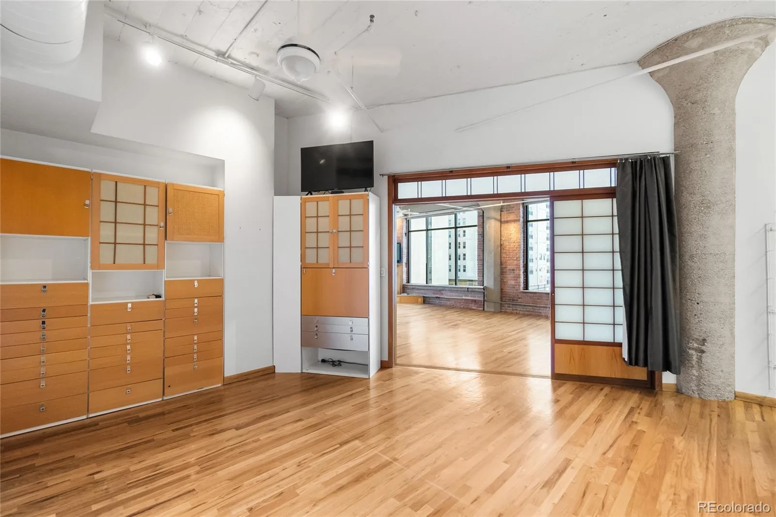 2000 Arapahoe Street #402 Denver CO 80205 | MLS #REC4427739 09292026235227 1600 16