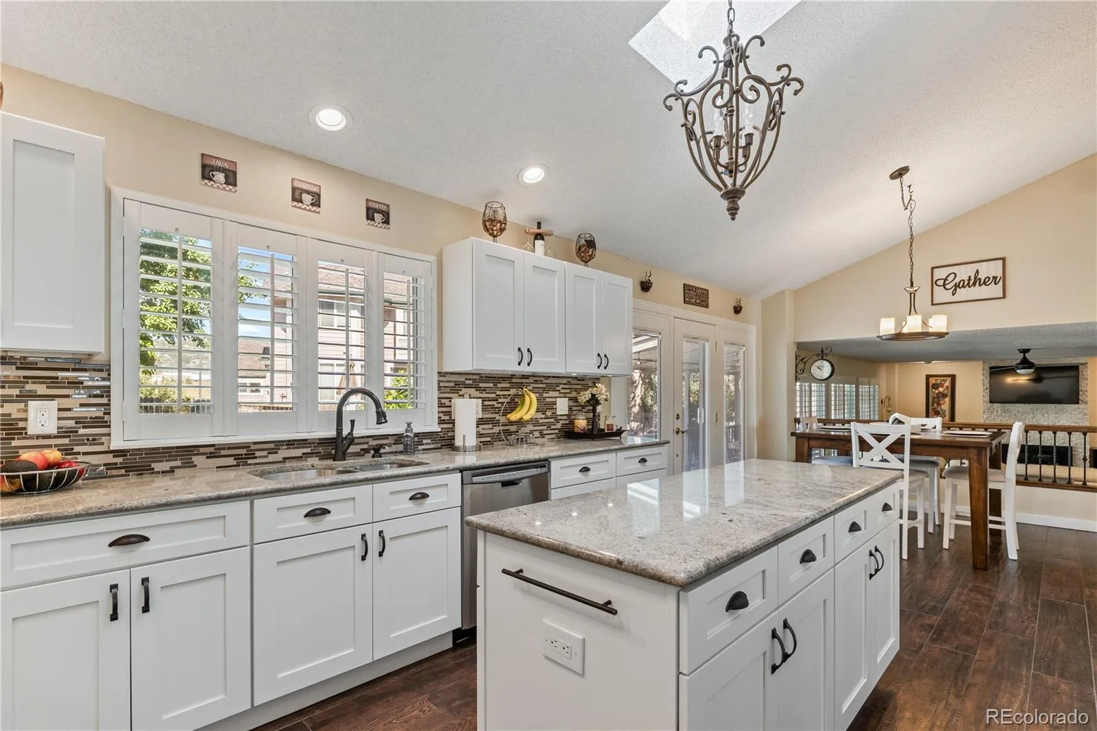 6205 S Van Gordon Way Littleton CO 80127 | MLS #REC4429466 07152026175203 1600 13