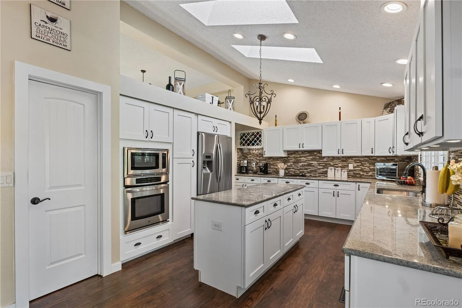 6205 S Van Gordon Way Littleton CO 80127 | MLS #REC4429466 07152026175203 1600 15
