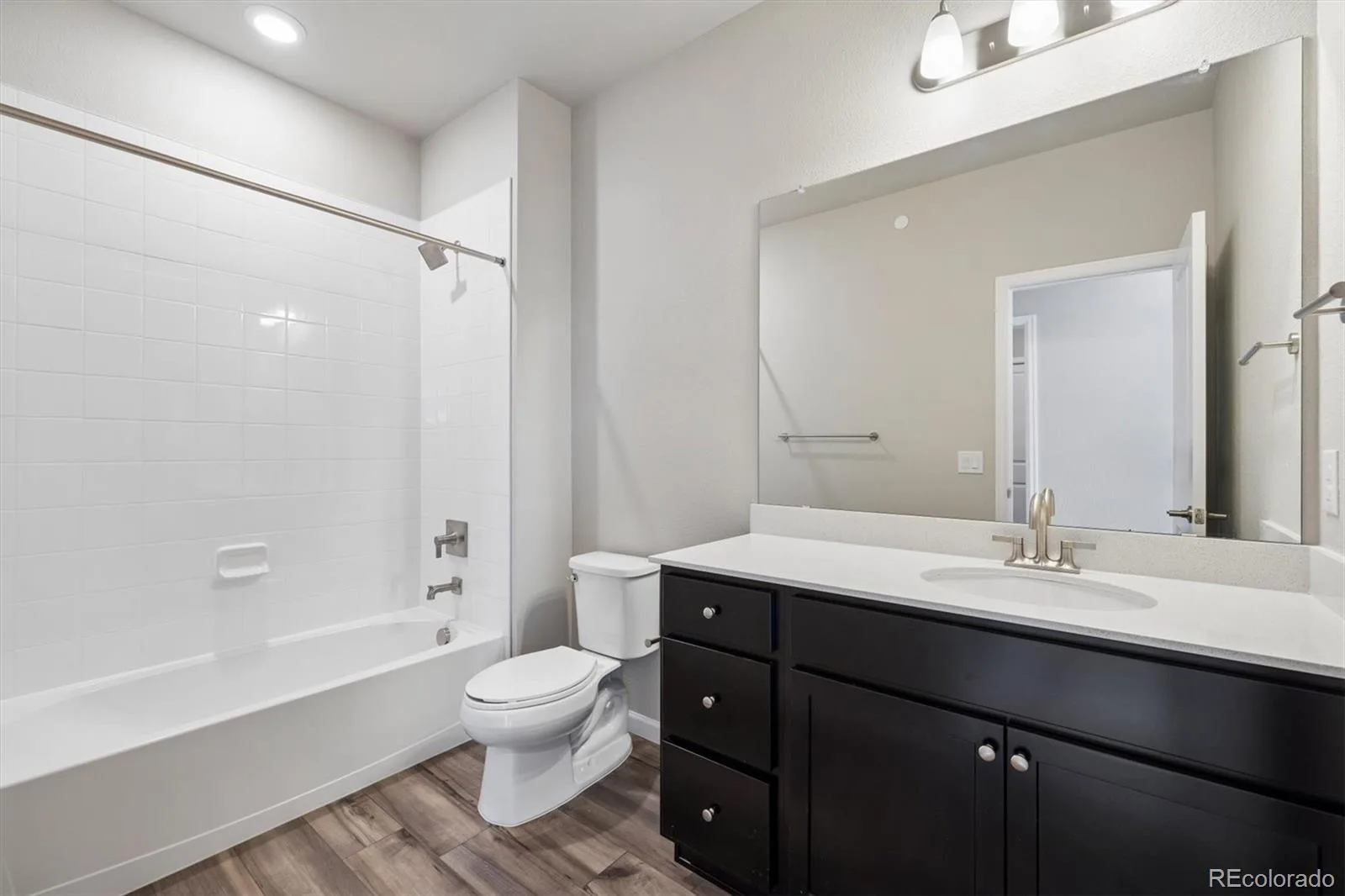 6720 Merseyside Lane Castle Pines CO 80108 | MLS #REC4429563 08112026224142 1600 18