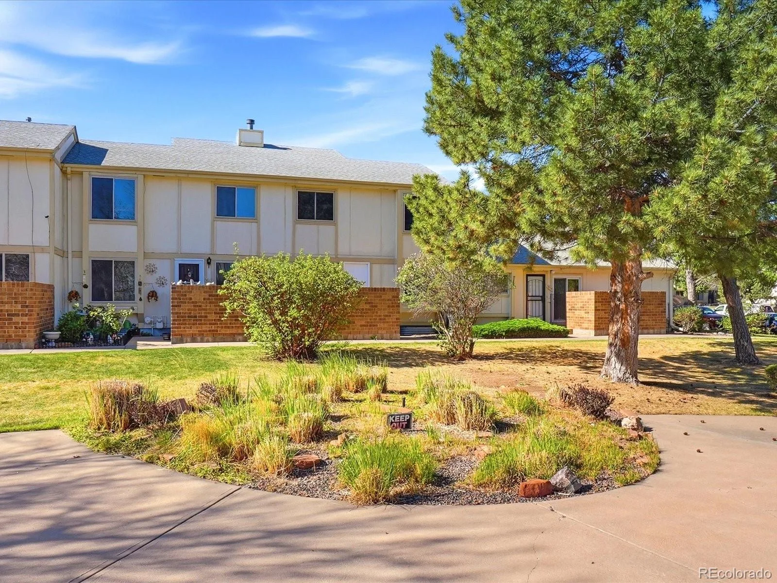 10176 Quivas Street Thornton CO 80260 | MLS #REC4430105 07312026150232 1600 32
