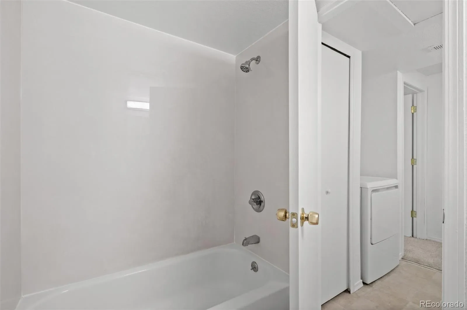 03242026235214 1600 11