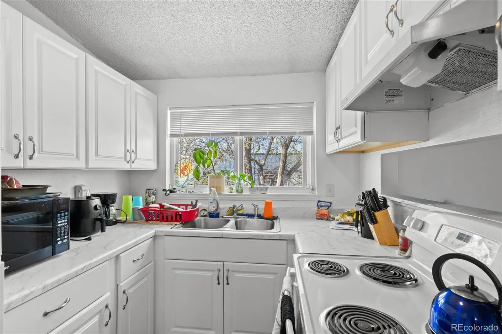 03242026235214 1600 18