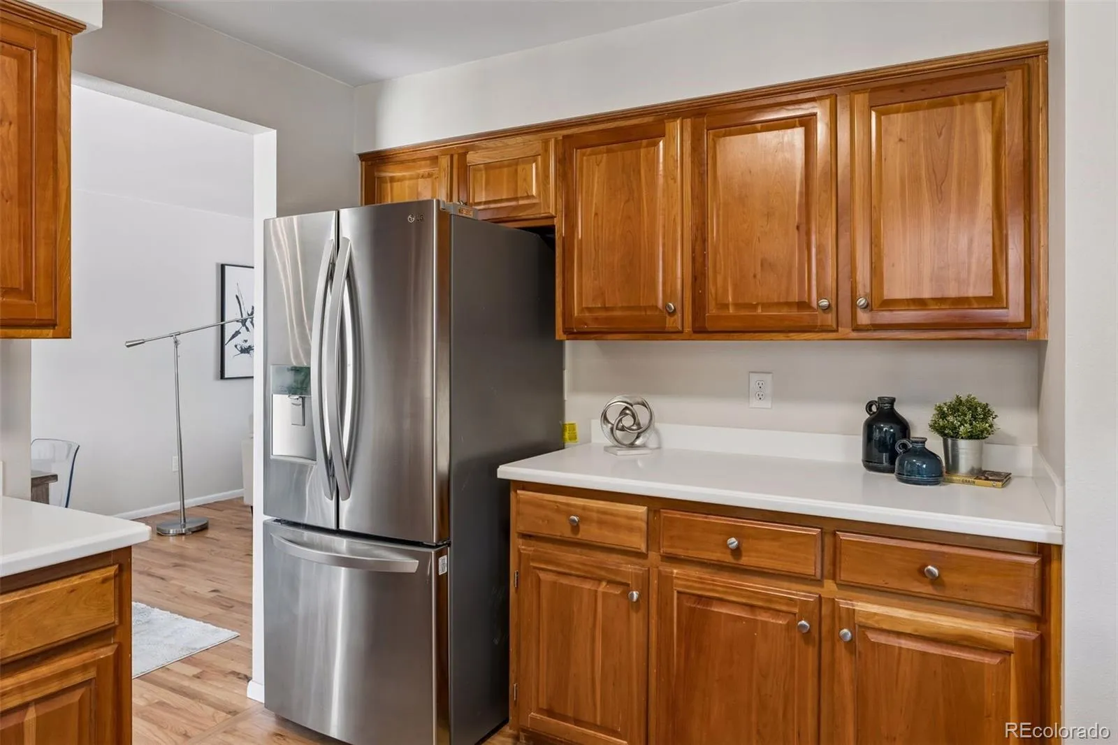 1995 S Poplar Street Denver CO 80224 MLS #REC4432510 05132026002445 1600 7