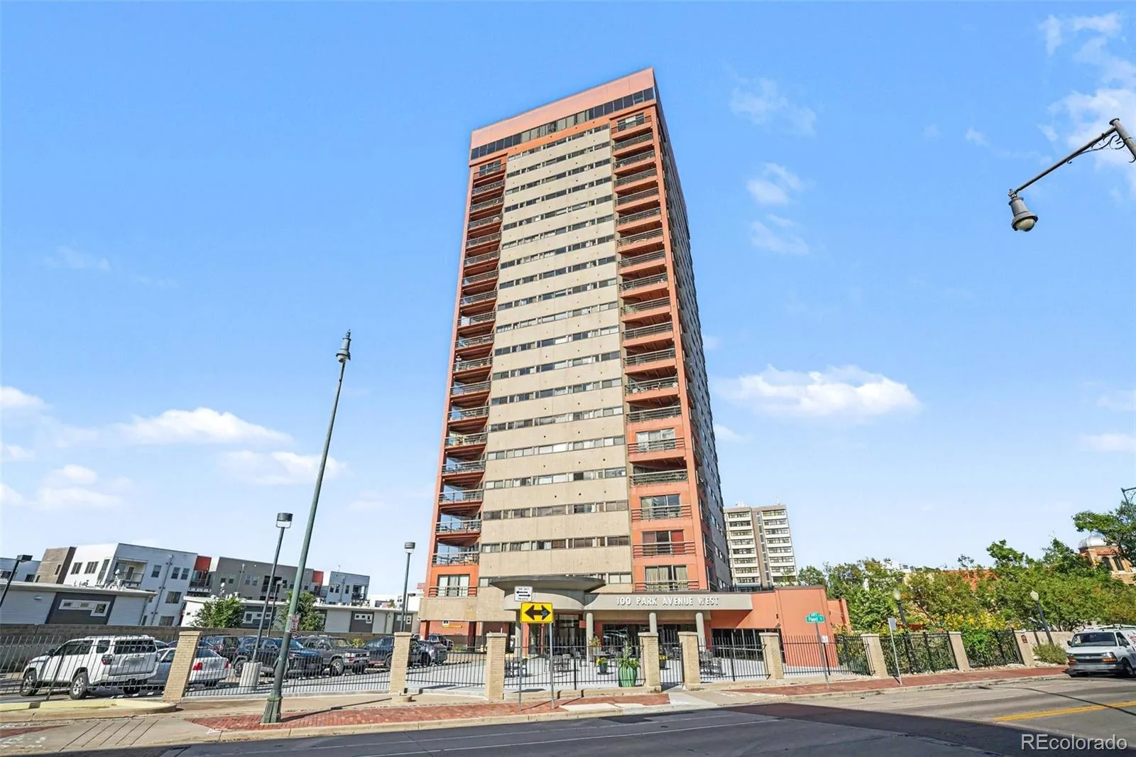 100 Park Avenue #1007 Denver CO 80205 | MLS #REC4434554 10122026170615 1600 1