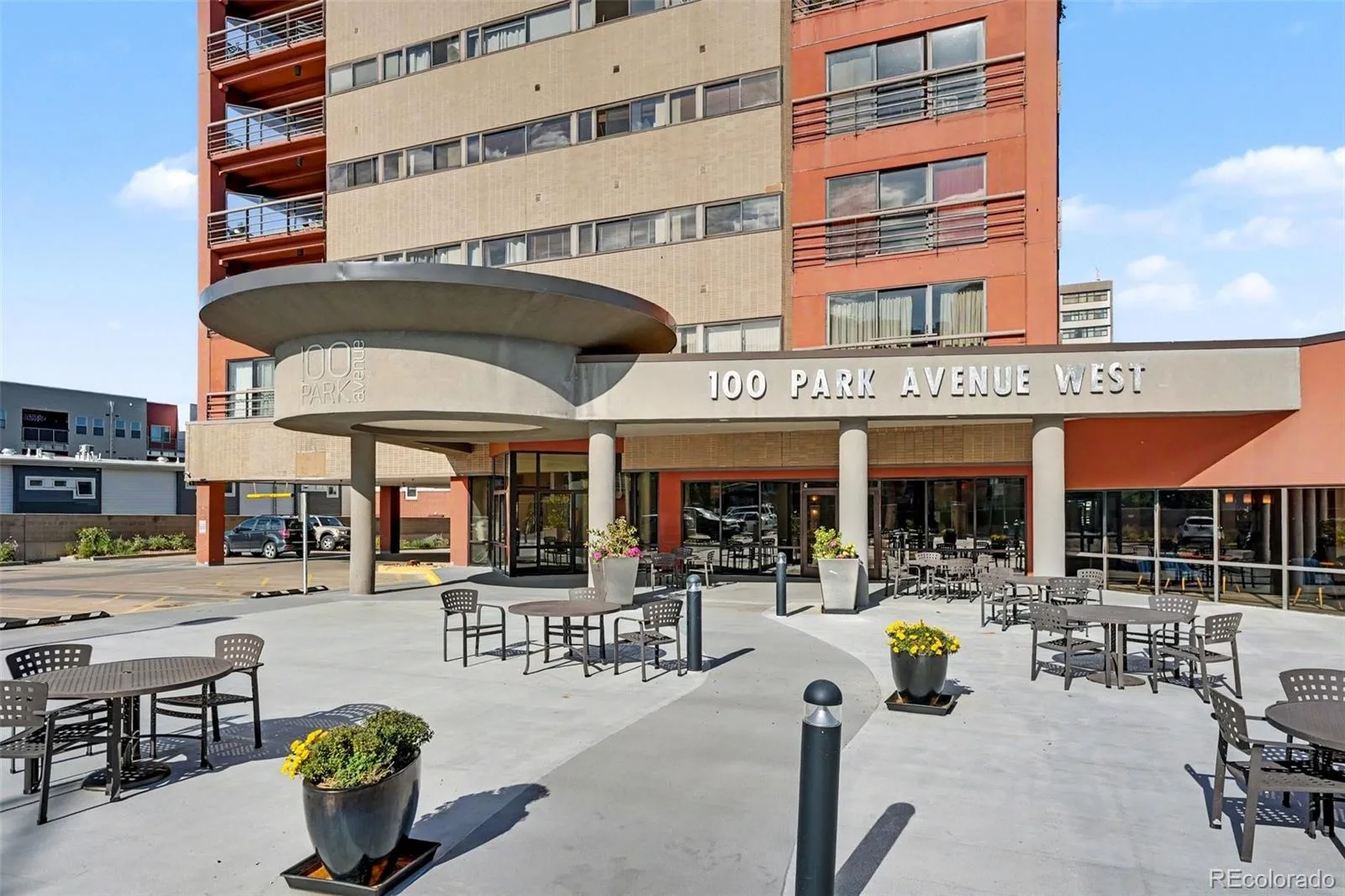 100 Park Avenue #1007 Denver CO 80205 | MLS #REC4434554 10122026170615 1600 3