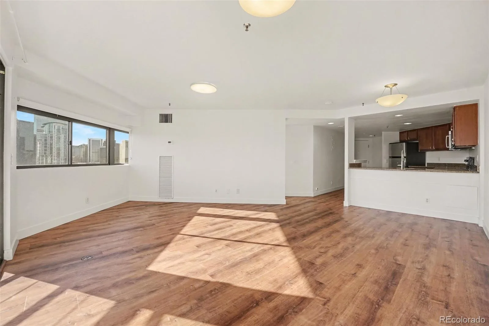 100 Park Avenue #1007 Denver CO 80205 | MLS #REC4434554 10122026170615 1600 5