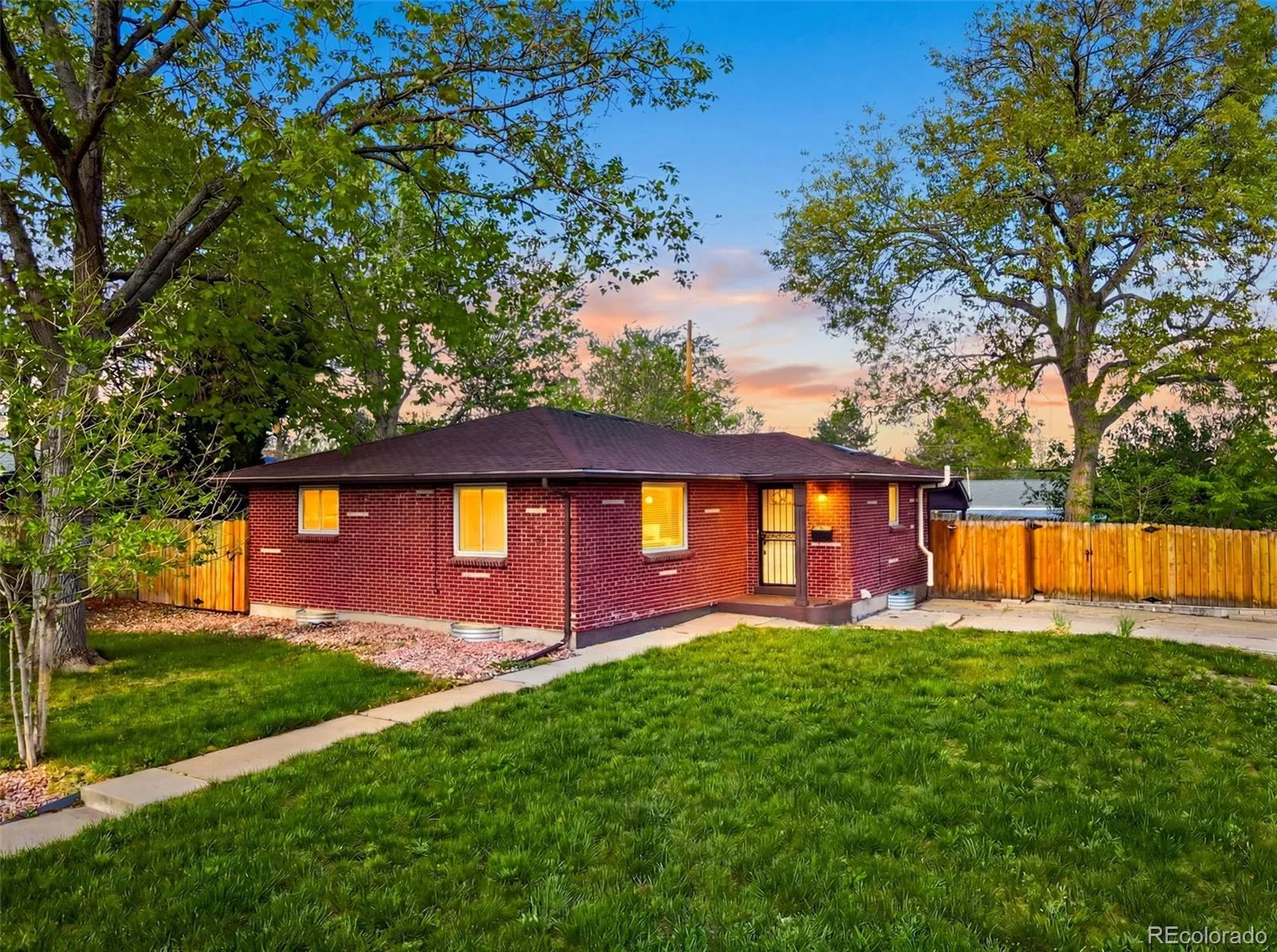 1490 S Zephyr Street Lakewood CO 80232 | MLS #REC4434606 08102026195407 1600 3