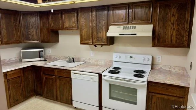 13661 E Marina Drive #204 Aurora CO 80014 | MLS #REC4434827 07242026050926 640 12
