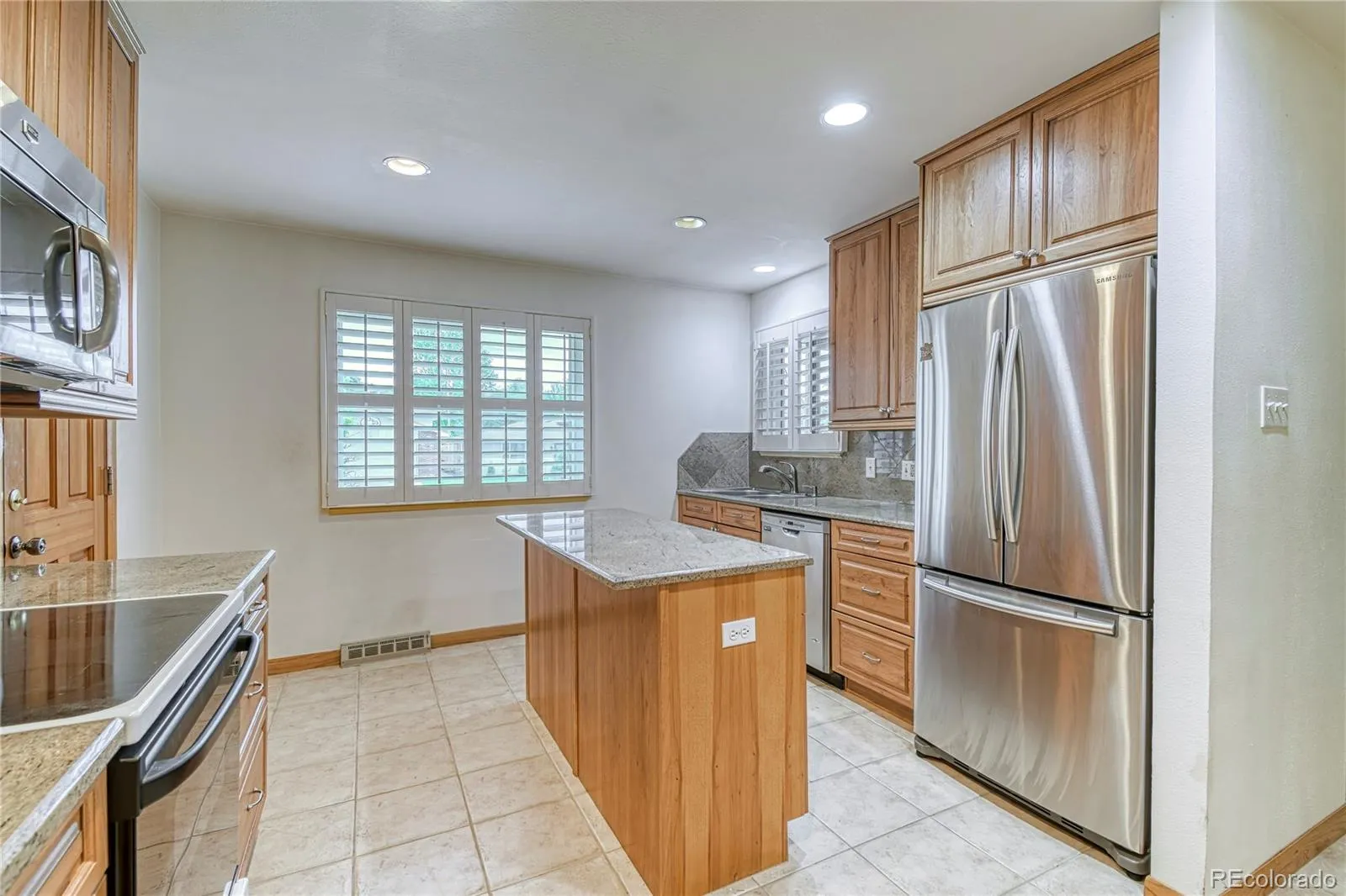 241 S Leyden Street Denver CO 80224 MLS #REC4435716 05242026154137 1600 4