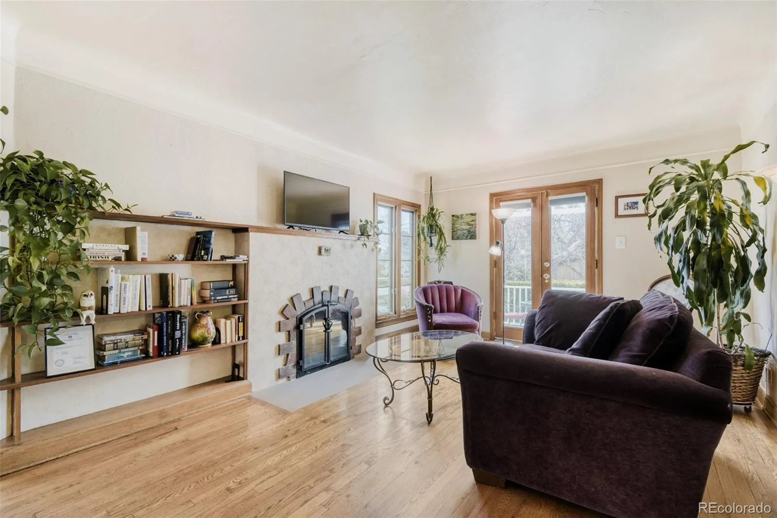 04102026012430 1600 11