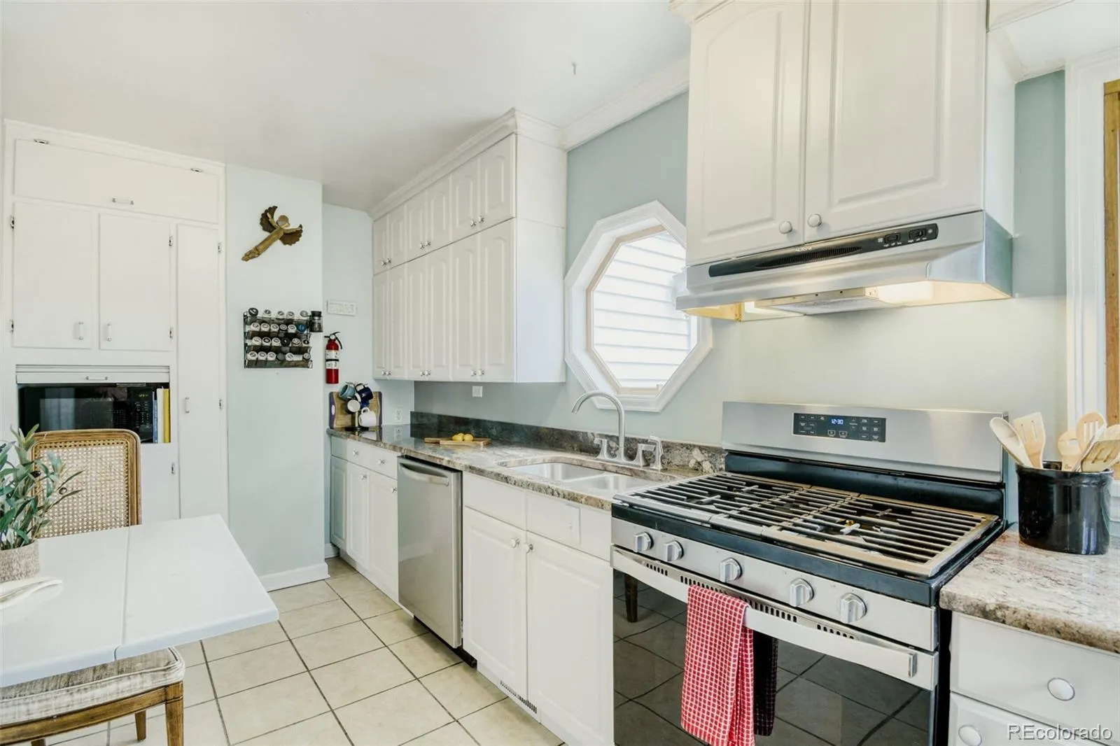 04102026012430 1600 3