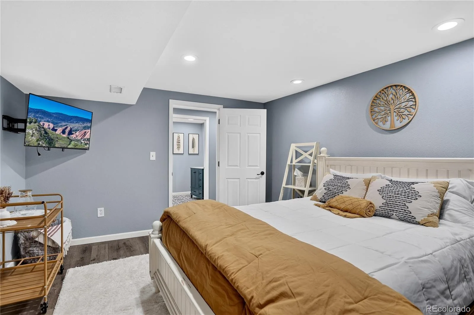 8897 W Woodard Drive Lakewood CO 80227 MLS #REC4436341 07112026161309 1600 37