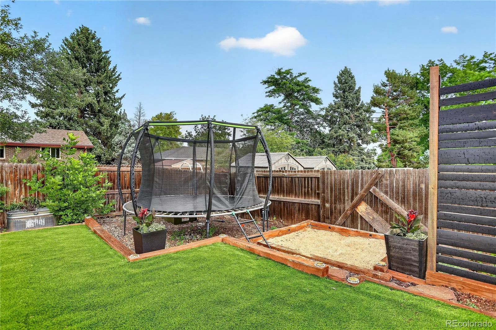 8897 W Woodard Drive Lakewood CO 80227 MLS #REC4436341 07112026161309 1600 42