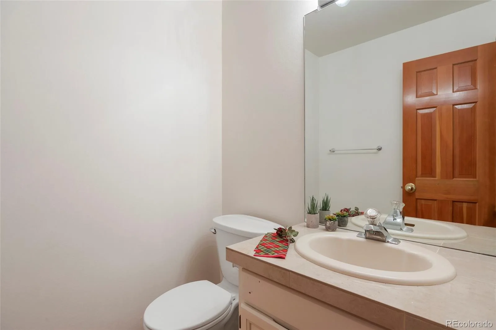 7900 E Dartmouth Avenue #77 Denver CO 80231 | MLS #REC4438798 08192026174235 1600 12
