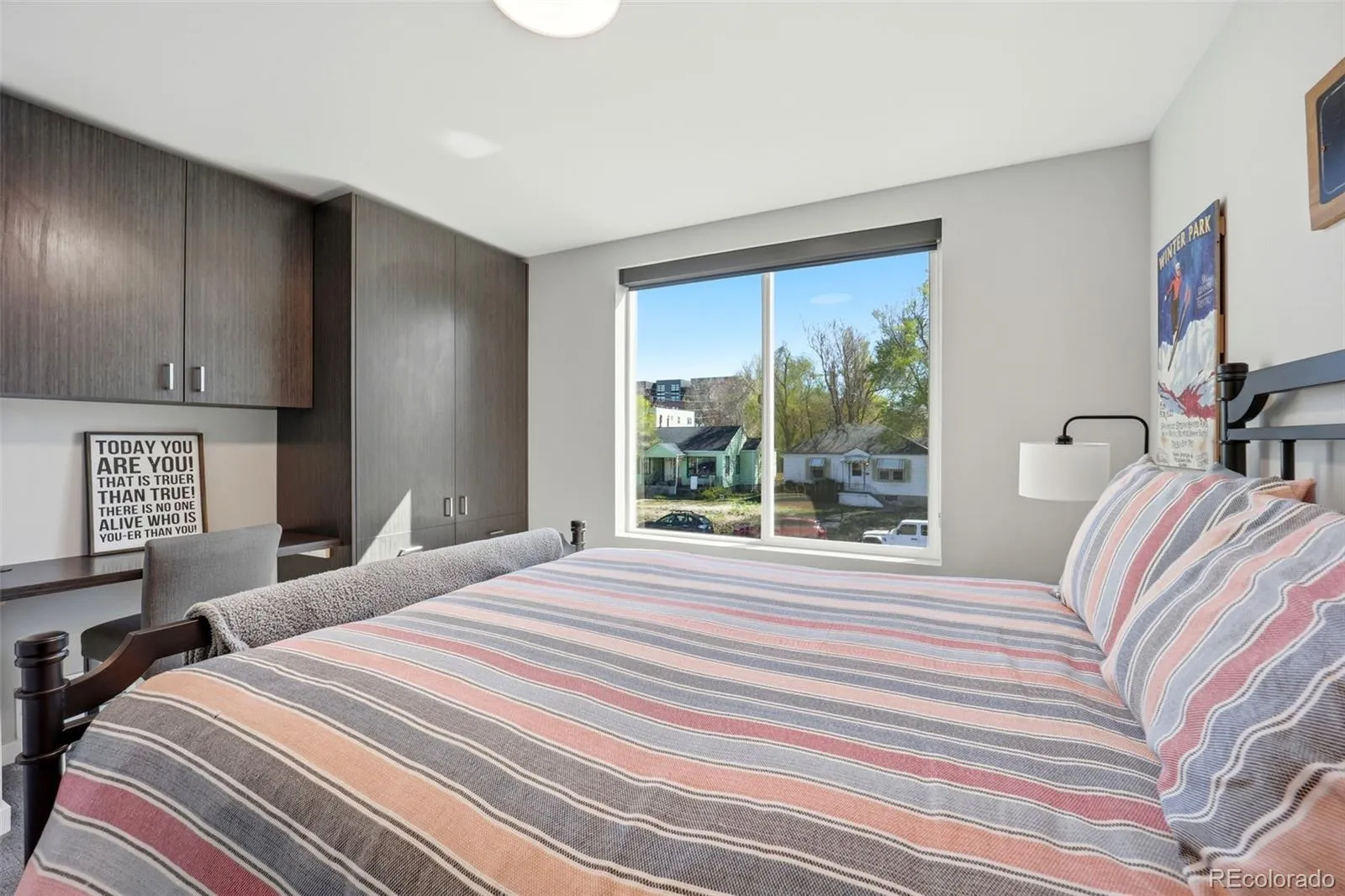 04082026134236 1600 30