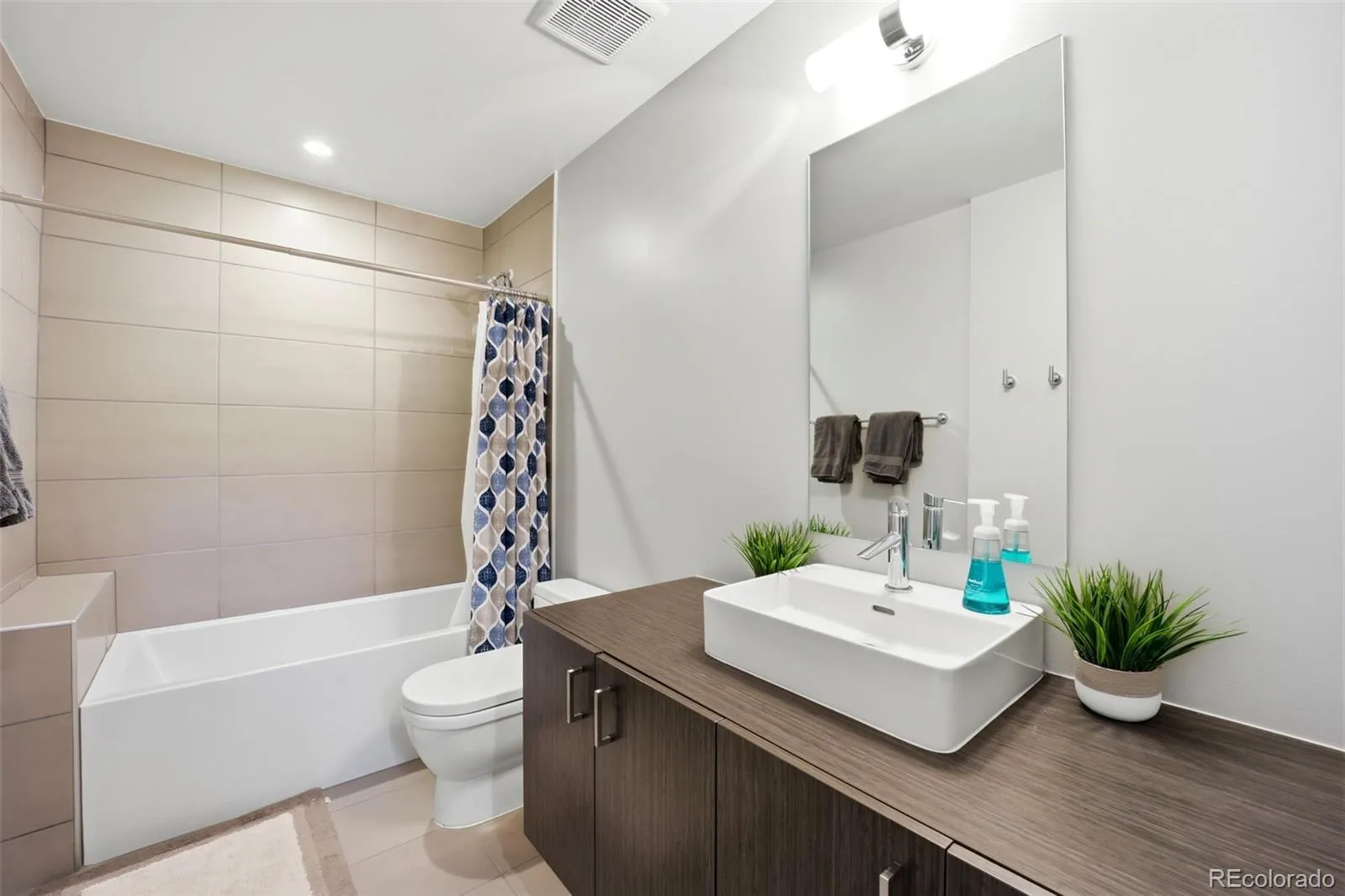 04082026134236 1600 31