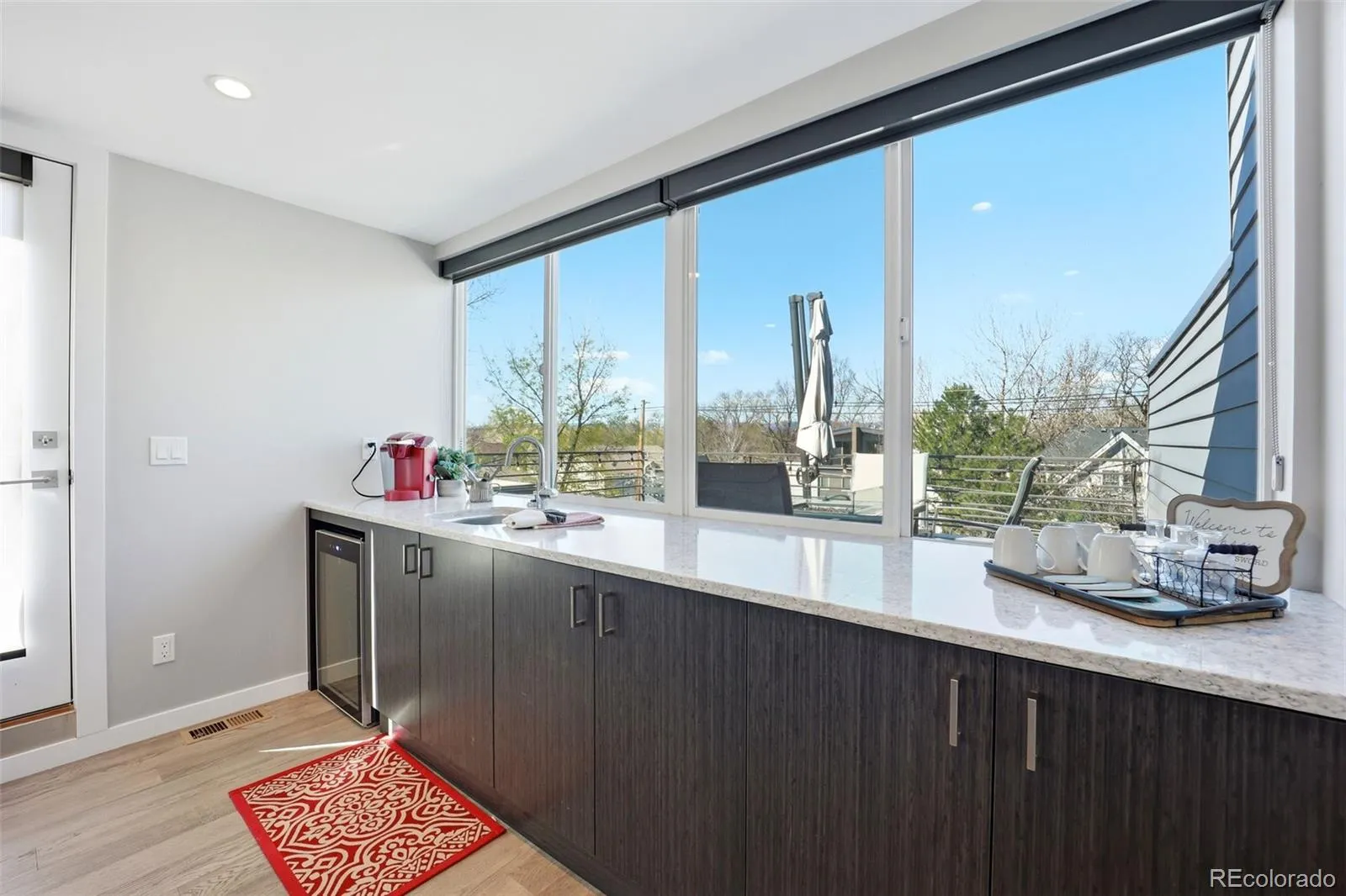 04082026134236 1600 32