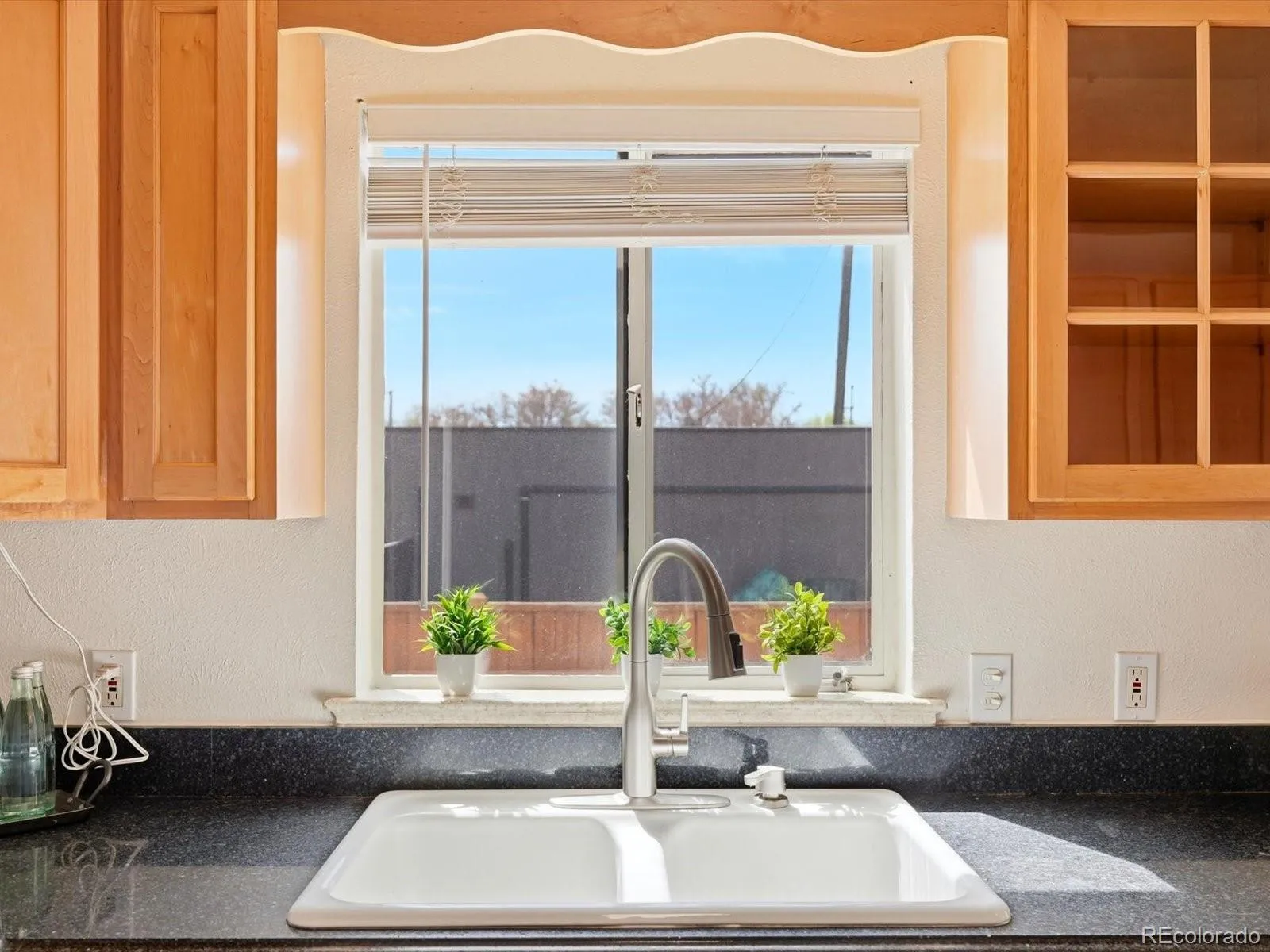 04092026214042 1600 12