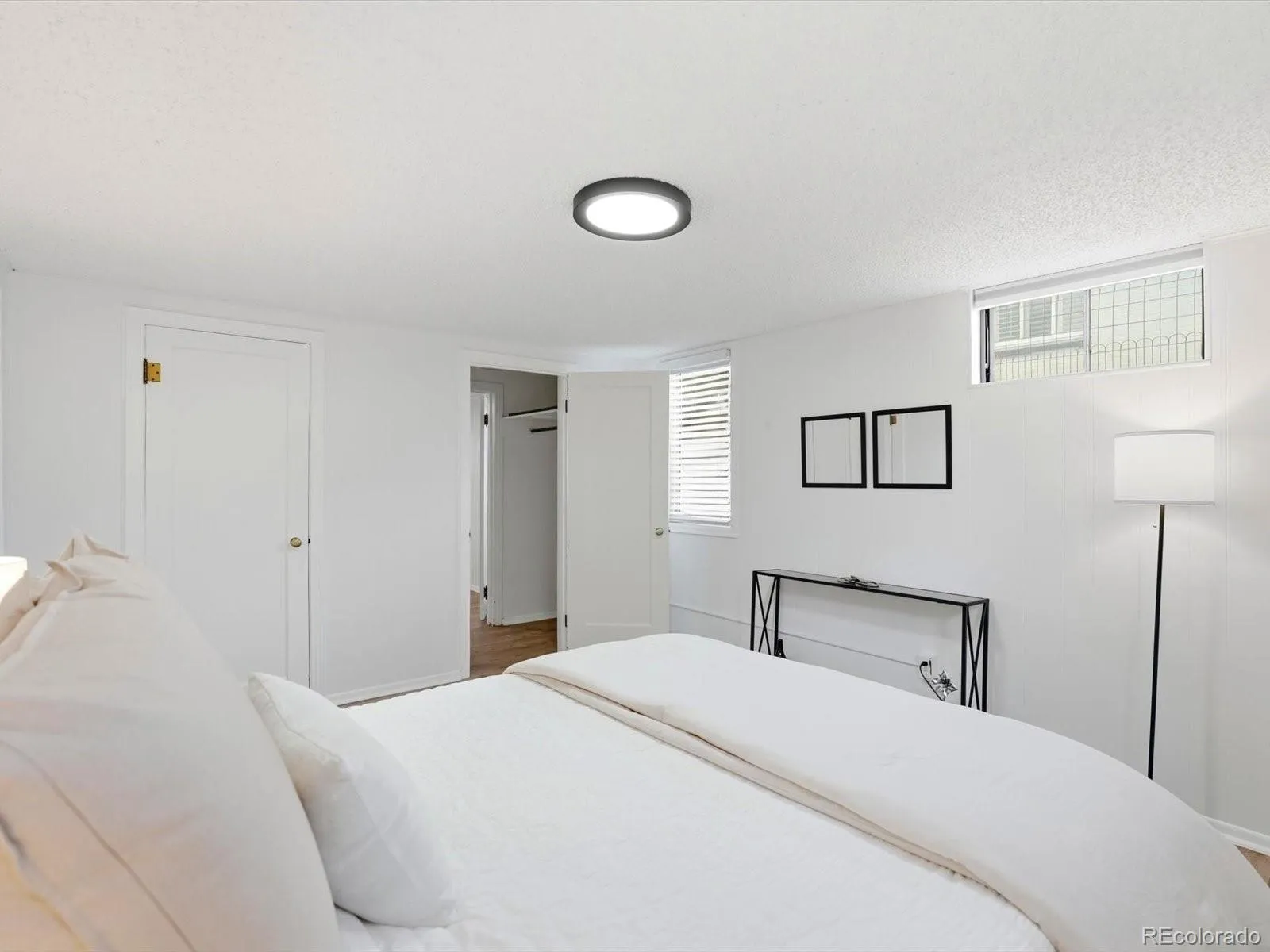 04092026214042 1600 33