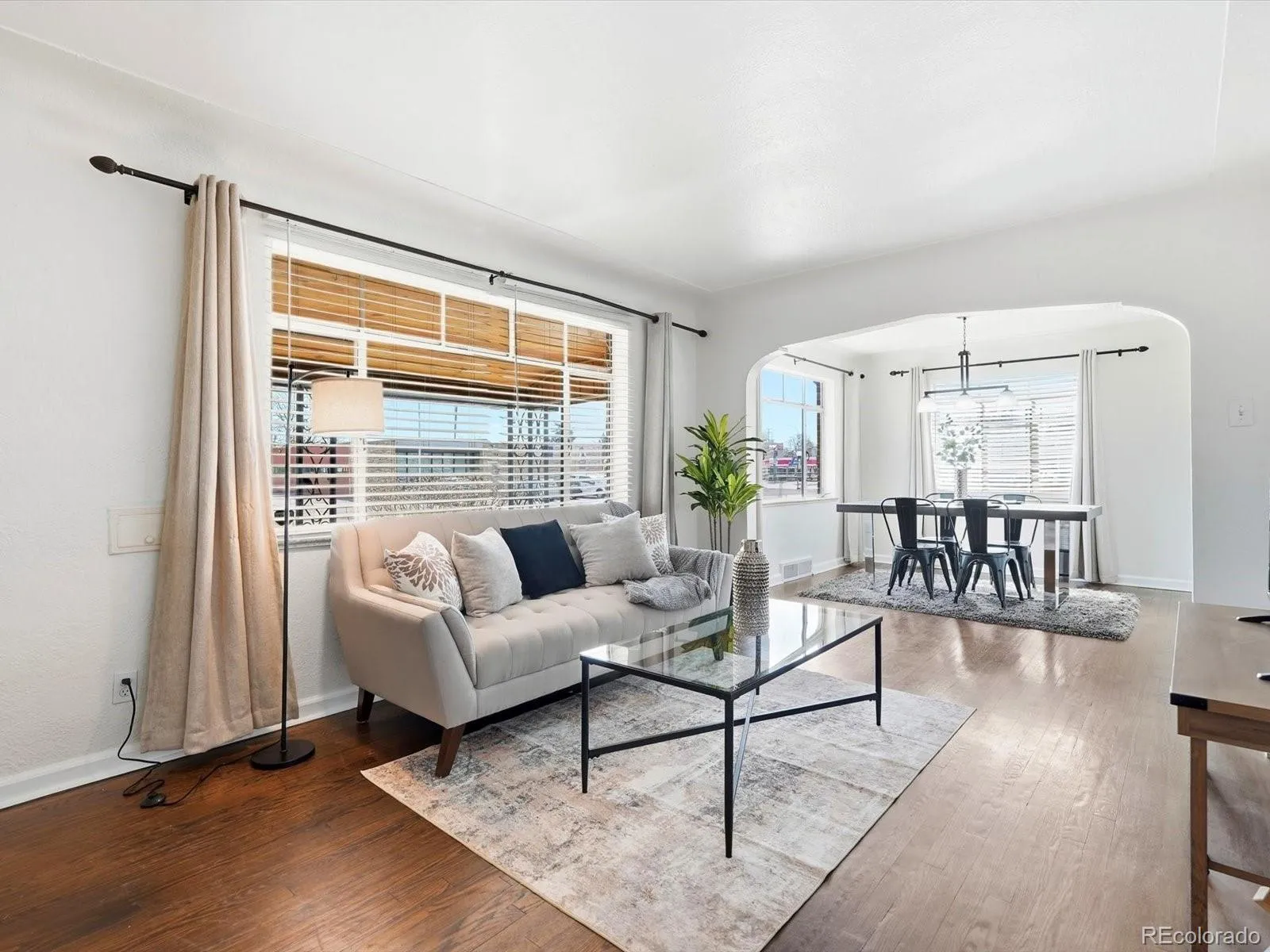 04092026214042 1600 7