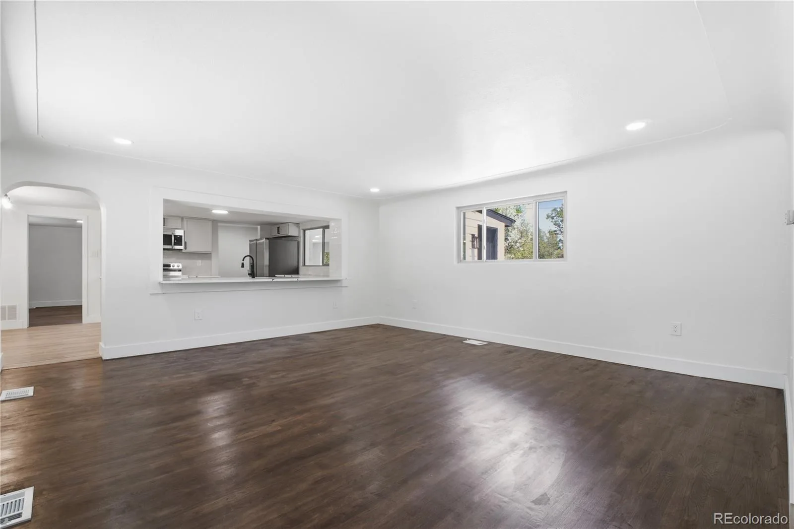 850 S Everett Street Lakewood CO 80226 | MLS #REC4440768 08242026212845 1600 3