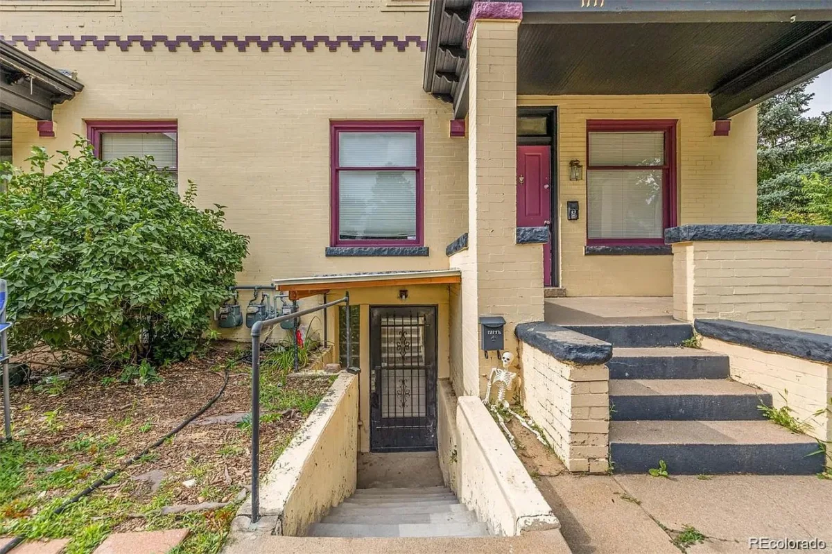 1717 E 29th Avenue Denver CO 80205 | MLS #REC4441889 09232026050016 1200 2