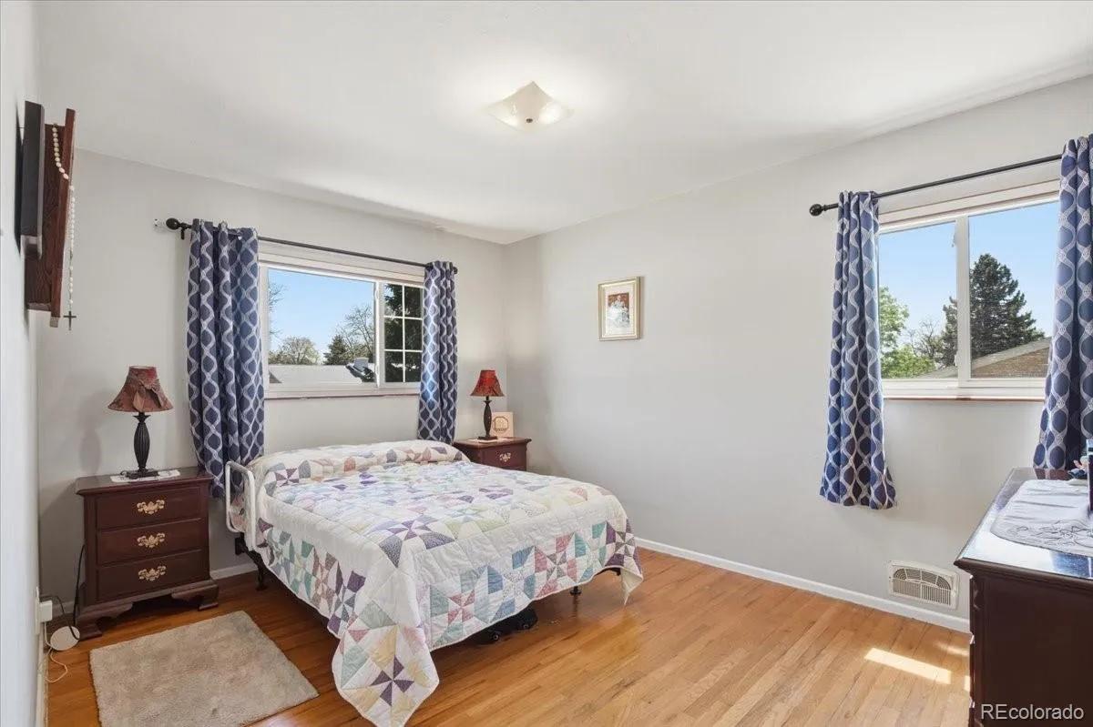 2801 S Mabry Court Denver CO 80236 MLS #REC4442431 05142026125130 1200 12