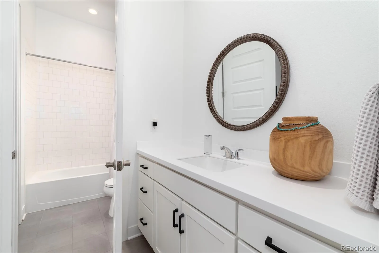 27810 E Lakeview Drive Aurora CO 80016 | MLS #REC4445954 08262026225251 1600 31