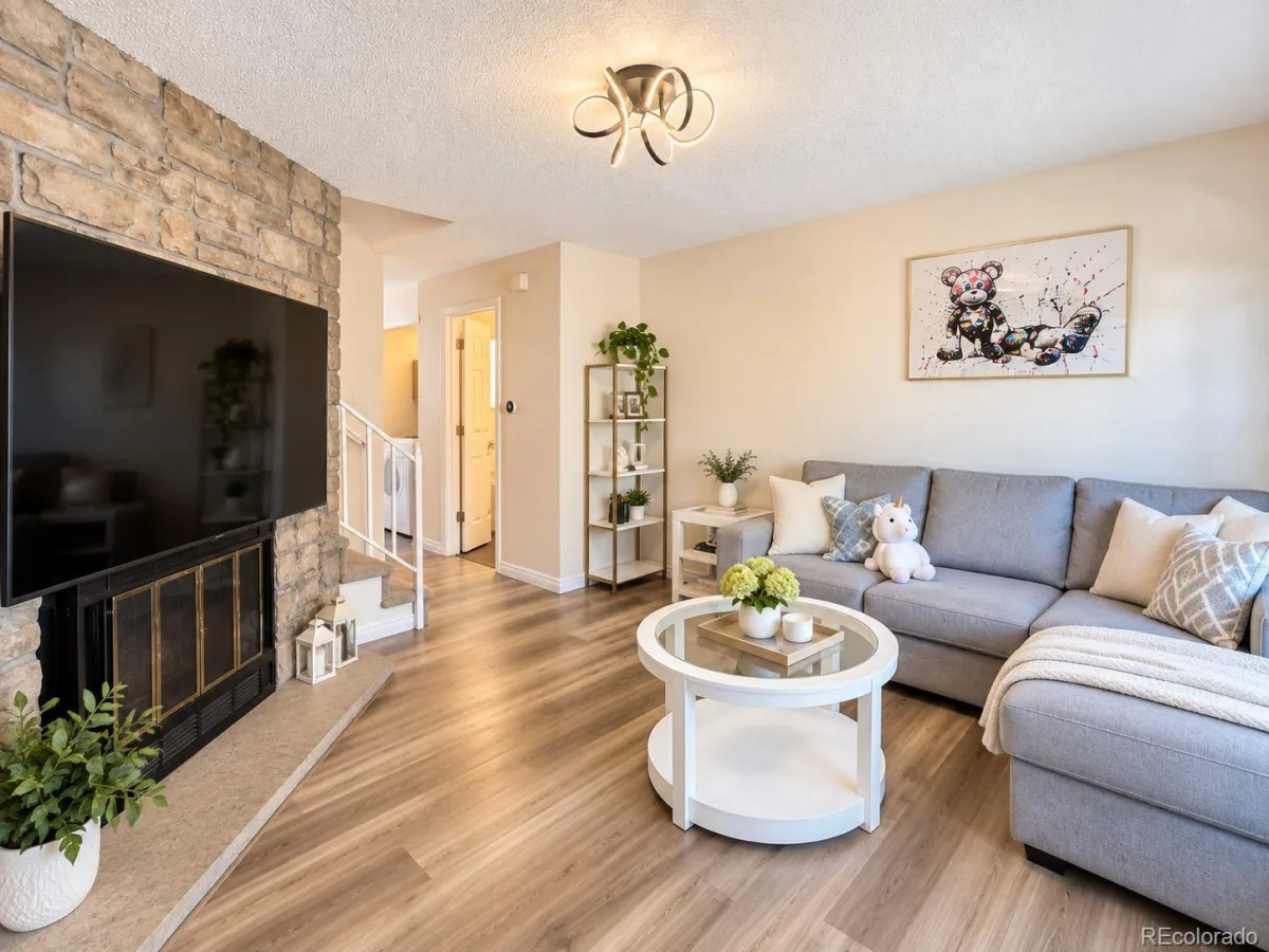 8855 W Floyd Avenue Lakewood CO 80227 | MLS #REC4446959 09232026050030 1200 3