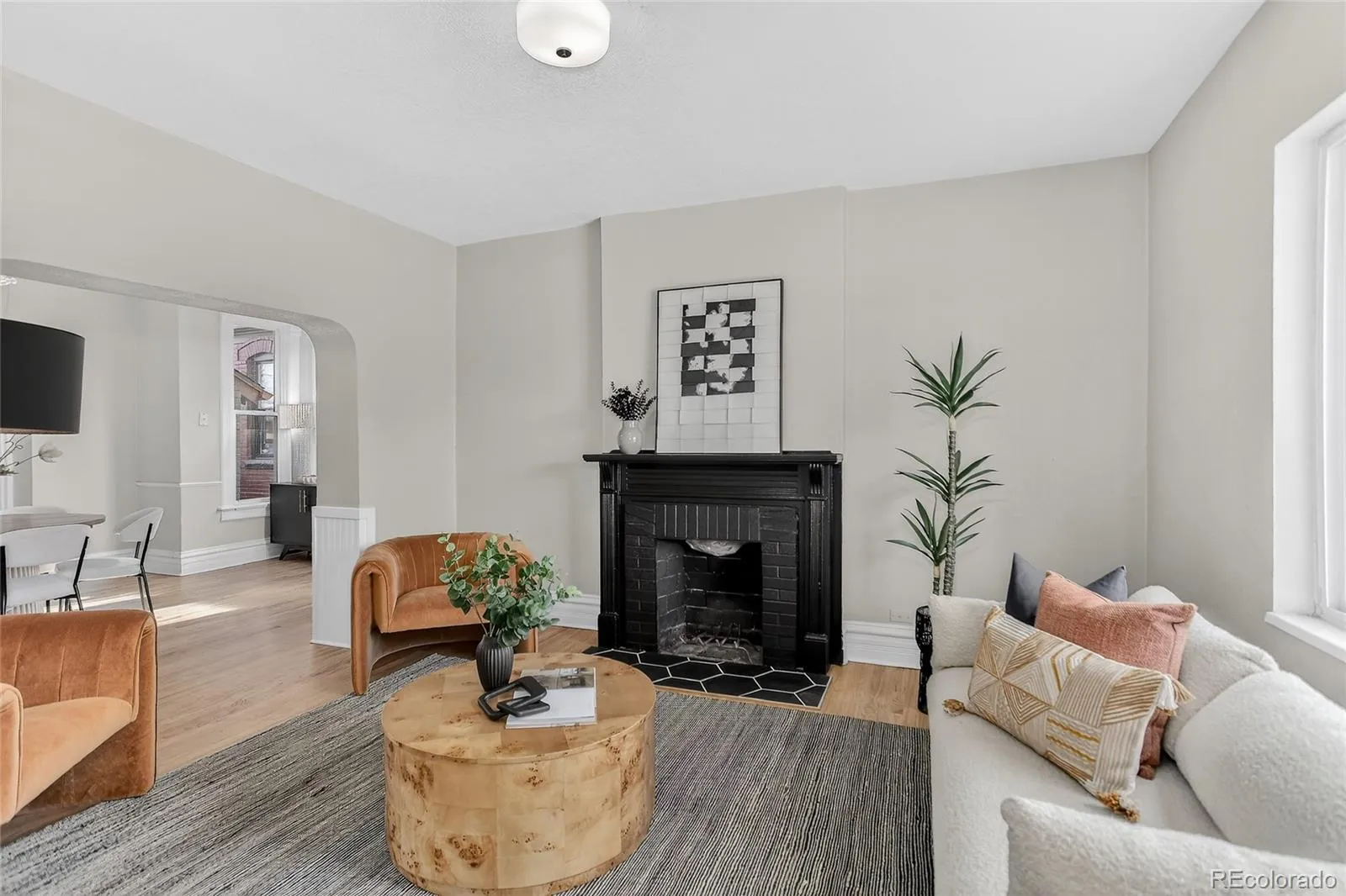 04172026205628 1600 10